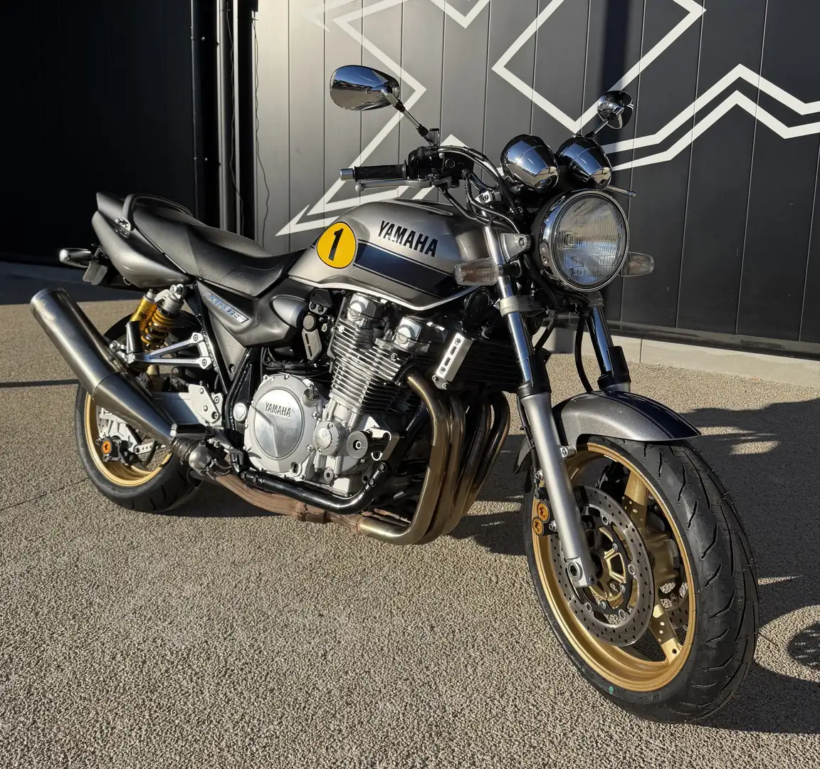 Yamaha XJR 1300 - 2