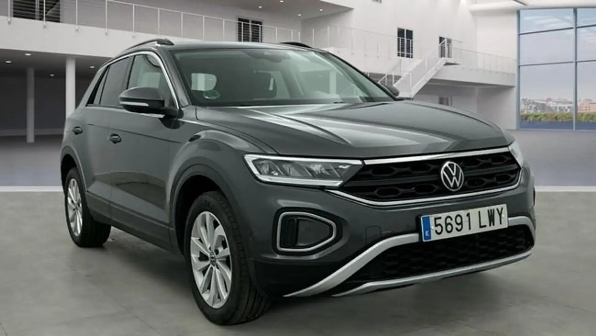 Volkswagen T-Roc 2.0TDI Life 85kW Gris - 2
