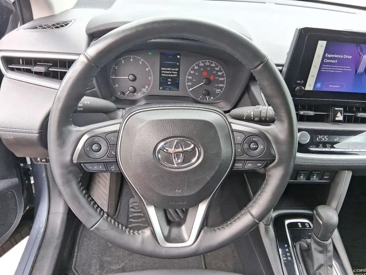 Toyota Corolla Cross снимка Toyota Corolla Cross