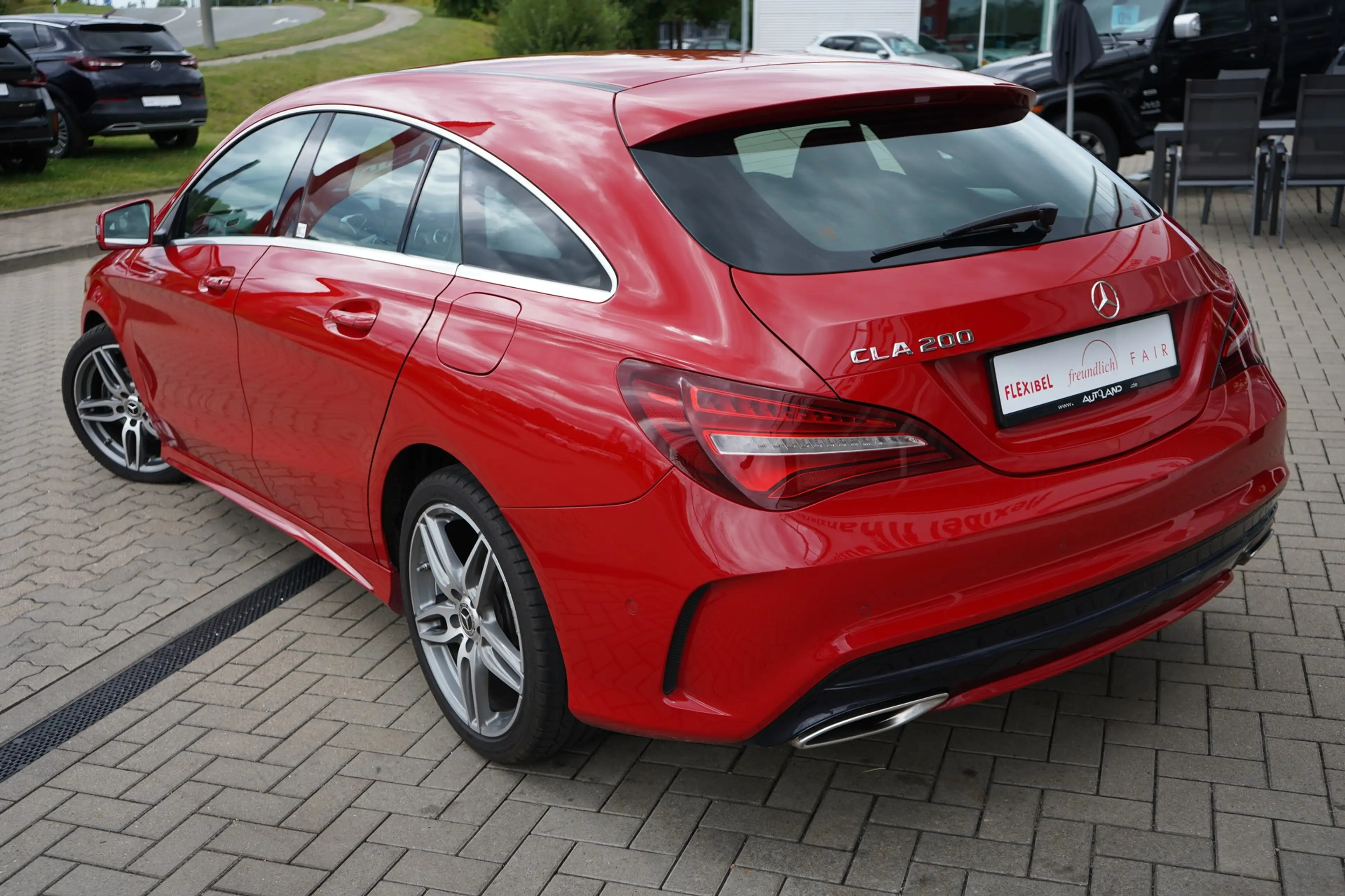 Mercedes-Benz CLA 200 AMG Line LED Klima Navi Sitzheizung PDC — photo 4