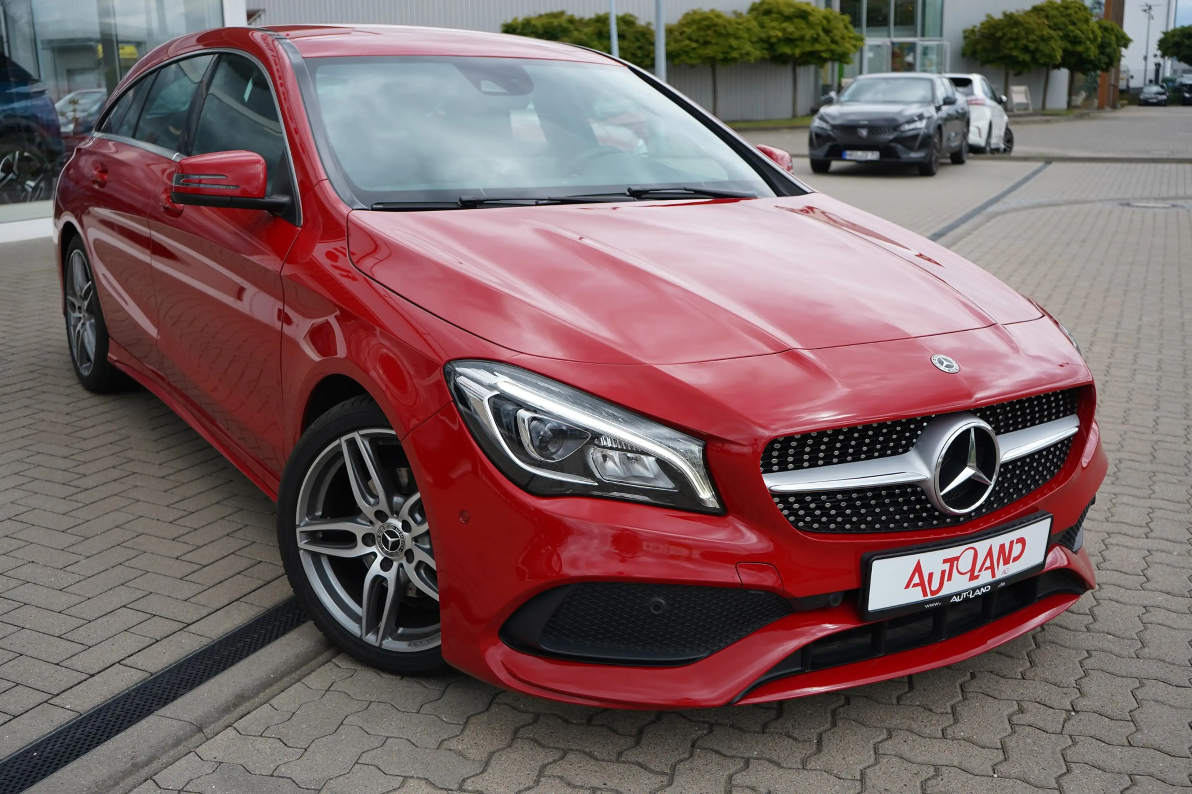 Mercedes-Benz CLA 200 AMG Line LED Klima Navi Sitzheizung PDC — photo 8