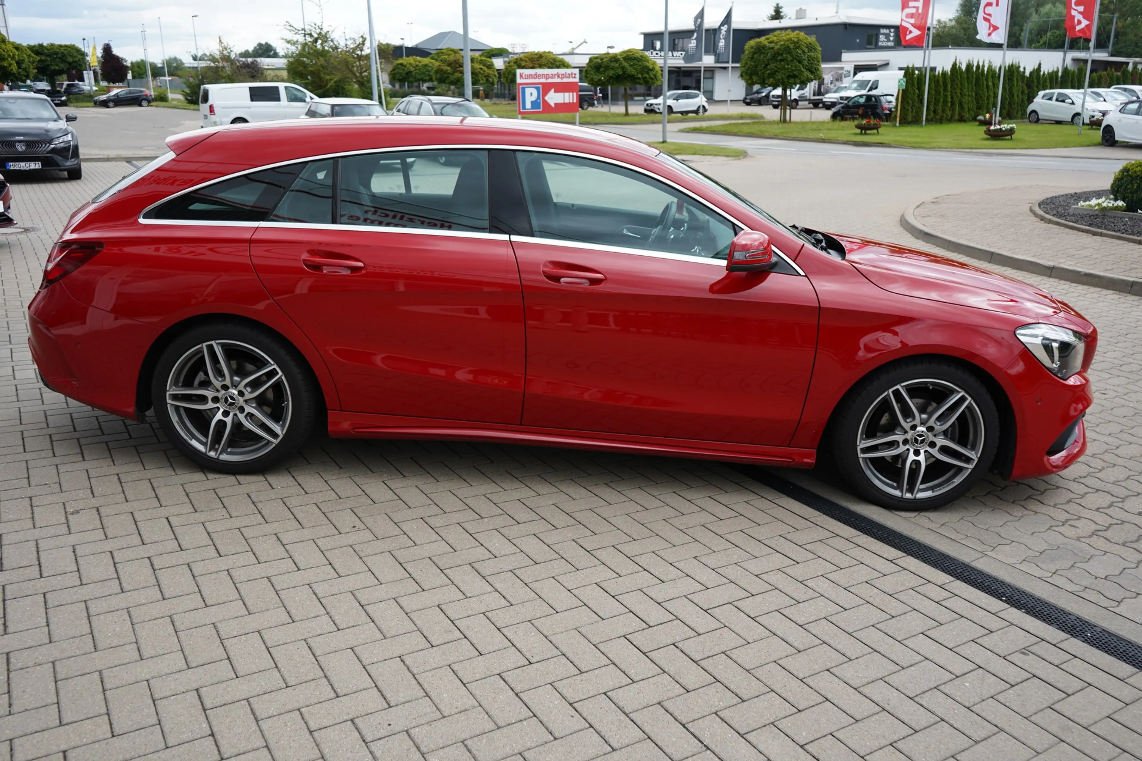 Mercedes-Benz CLA 200 AMG Line LED Klima Navi Sitzheizung PDC — photo 7