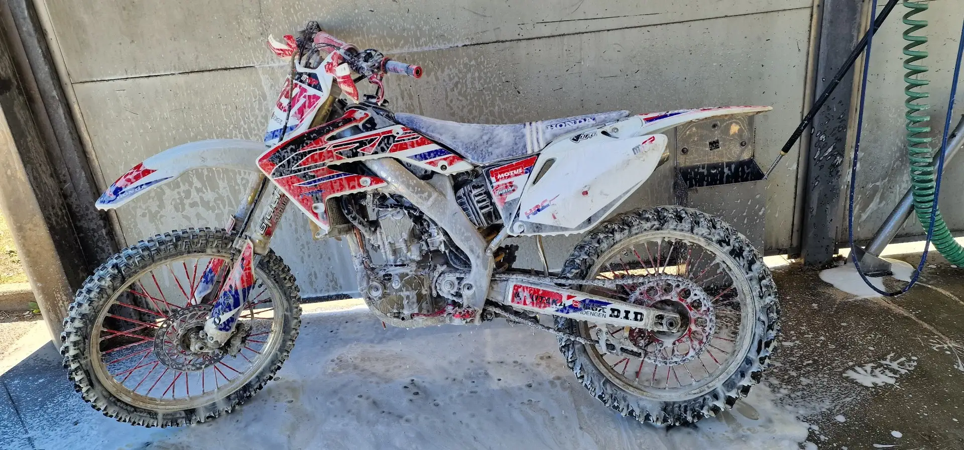Honda CRF 250 Red - 2