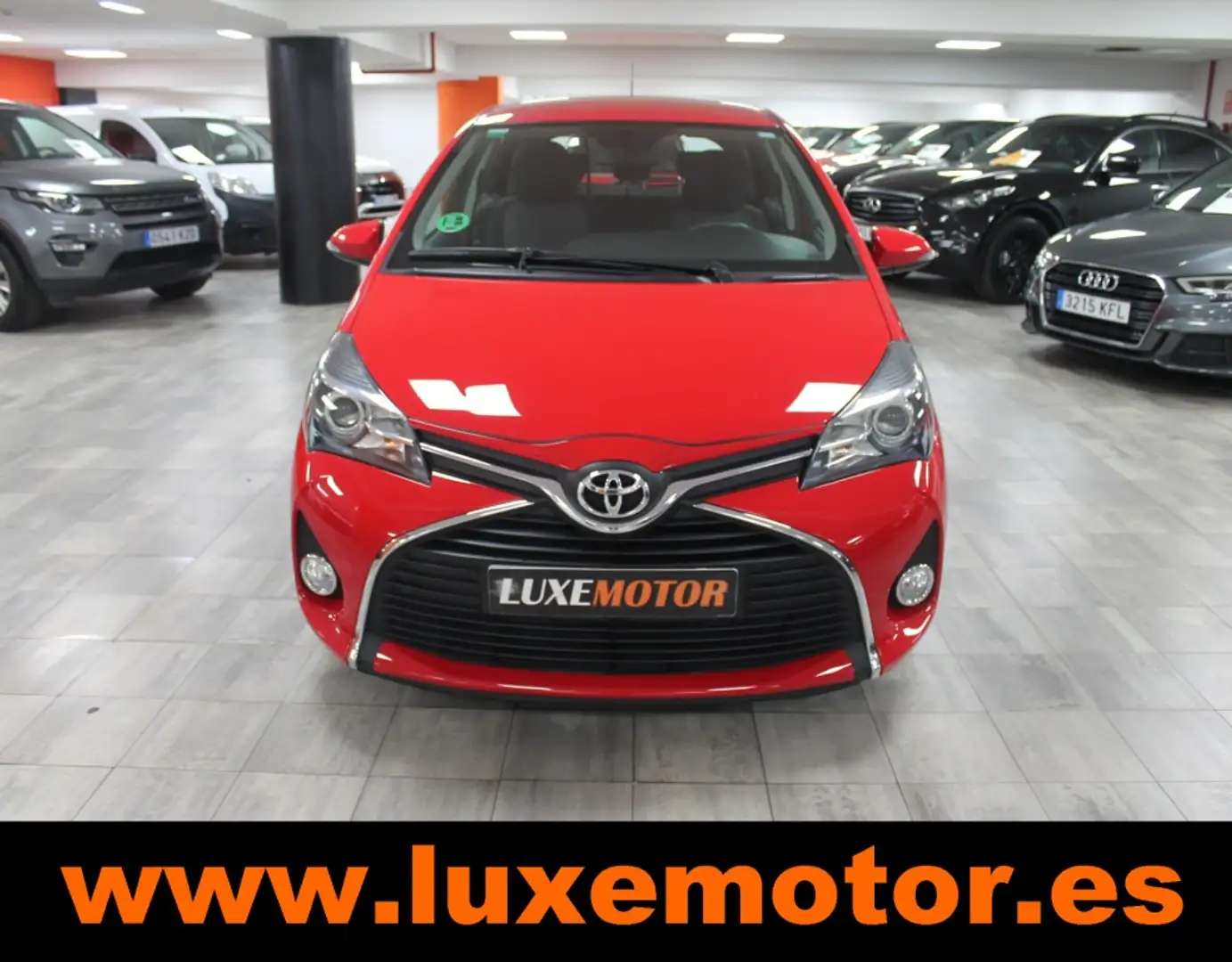 Toyota Yaris 1.3 Active Rouge - 2