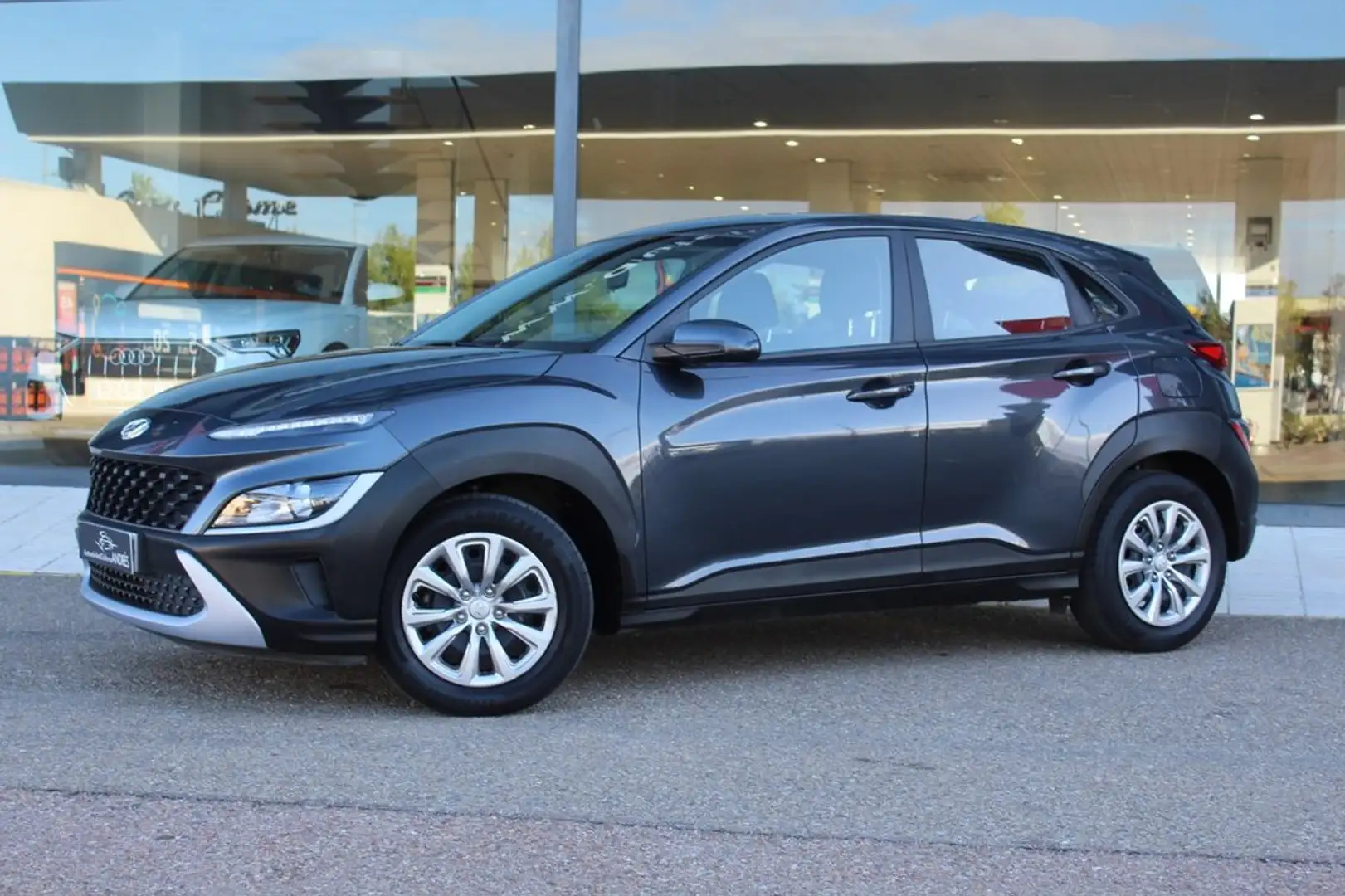 Hyundai KONA 1.0 TGDI Klass 4x2 Gris - 2