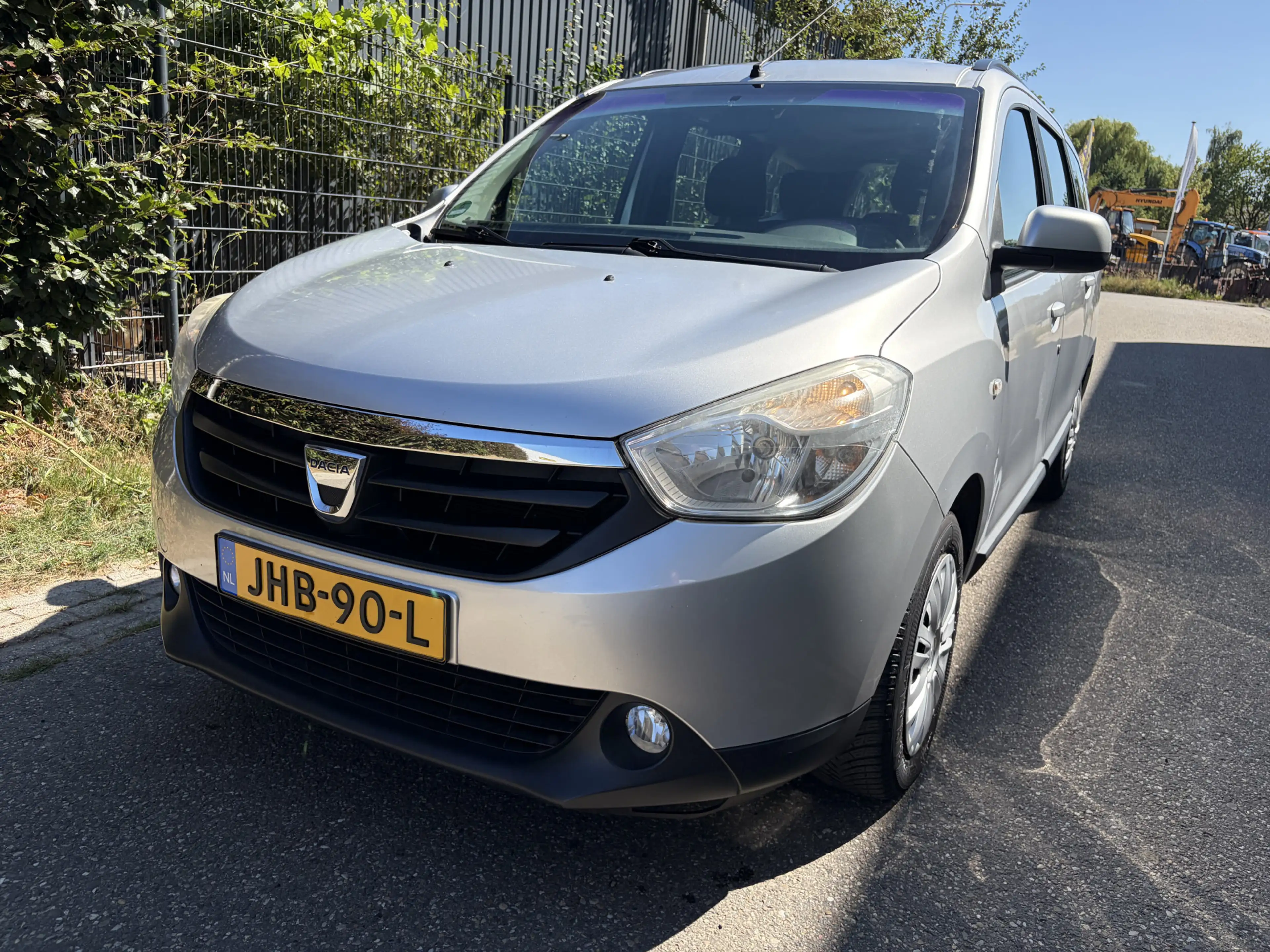 Dacia Lodgy 1.2 TCe Lauréate 5p. / AIRCO / NIEUWE DISTRIBUTIE — photo 23