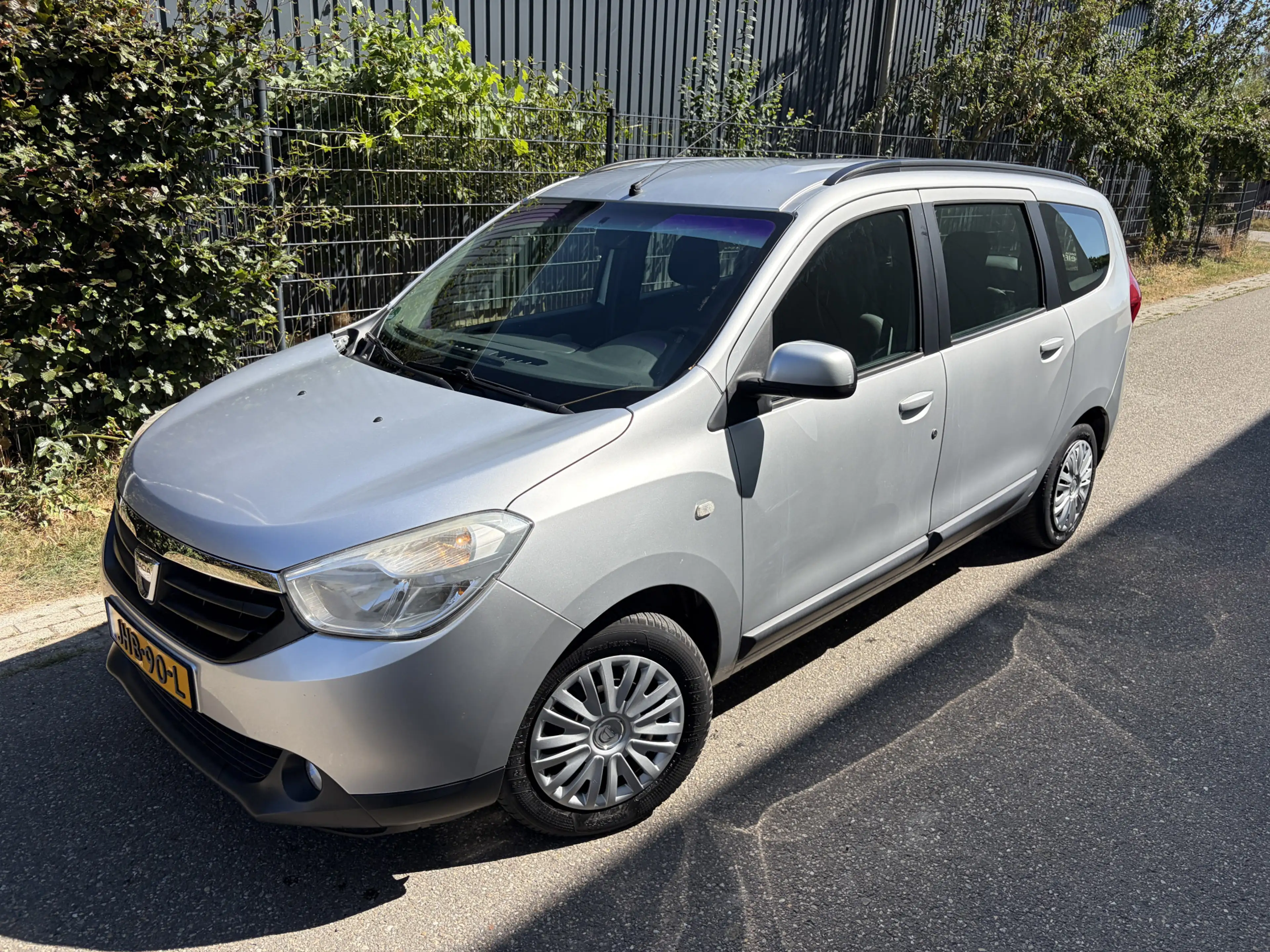 Dacia Lodgy 1.2 TCe Lauréate 5p. / AIRCO / NIEUWE DISTRIBUTIE — photo 2
