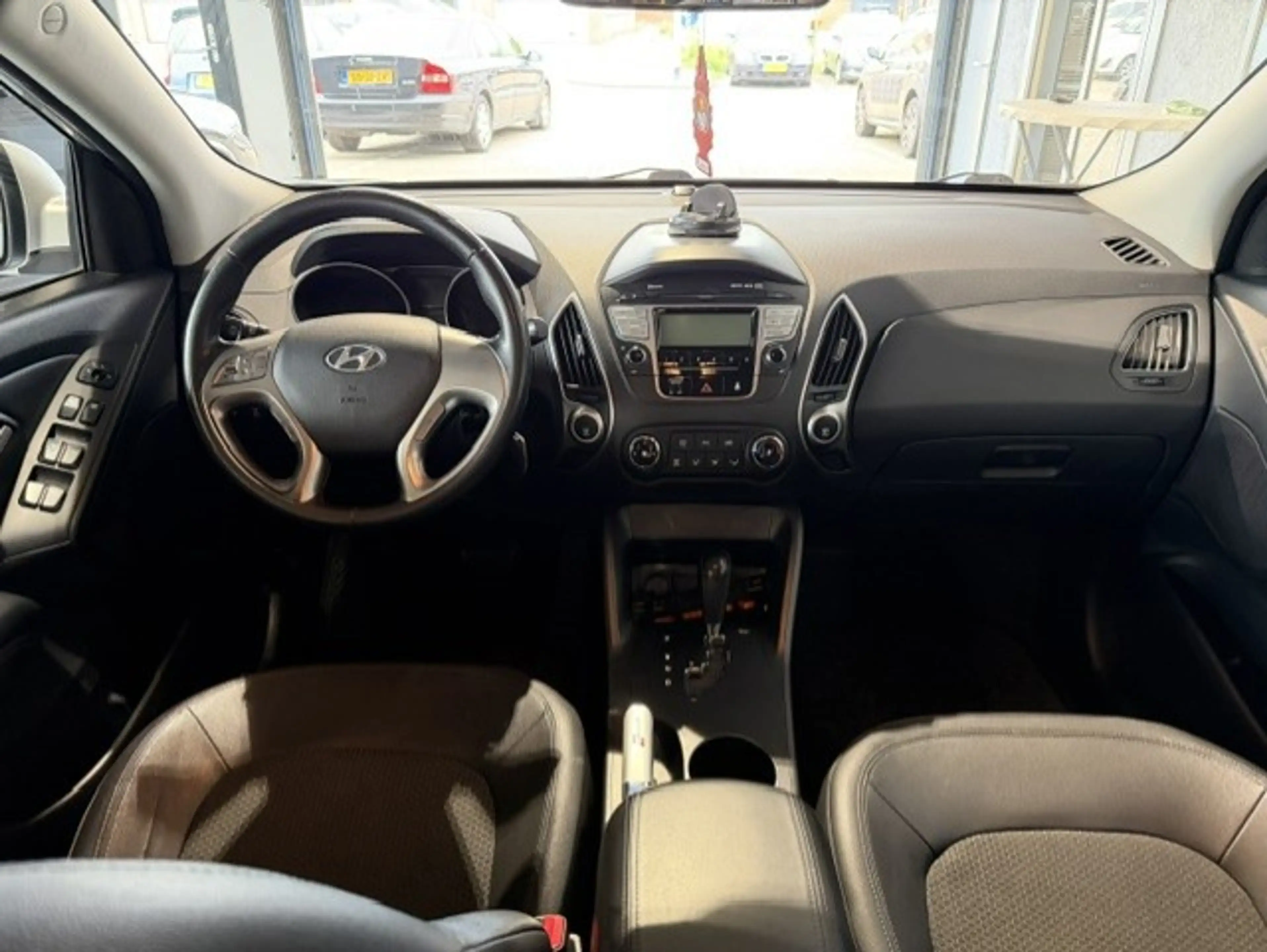 Hyundai iX35 2.0i 4WD Active|Automaat|Halfleder|NW APK| — photo 13