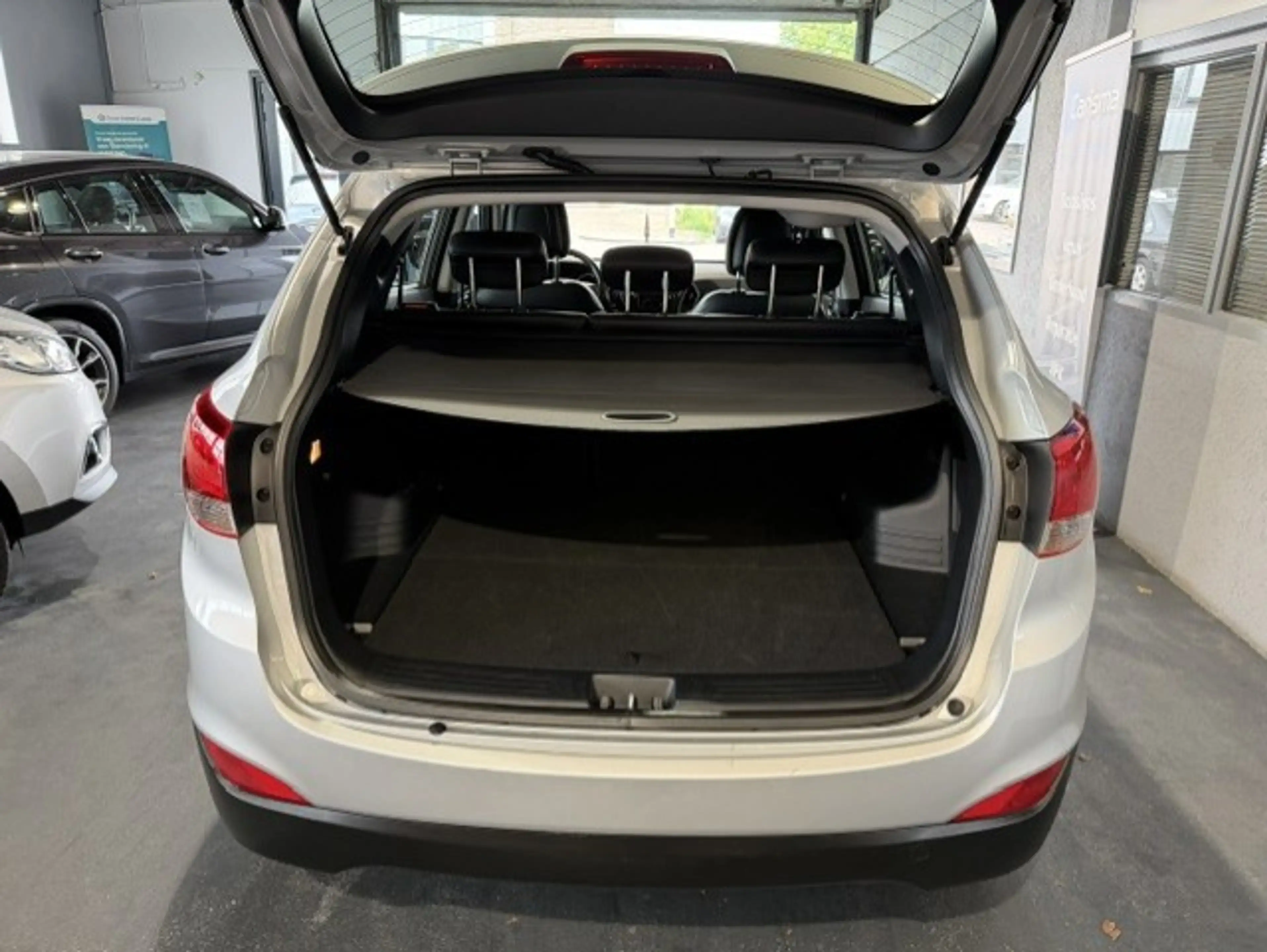 Hyundai iX35 2.0i 4WD Active|Automaat|Halfleder|NW APK| — photo 6