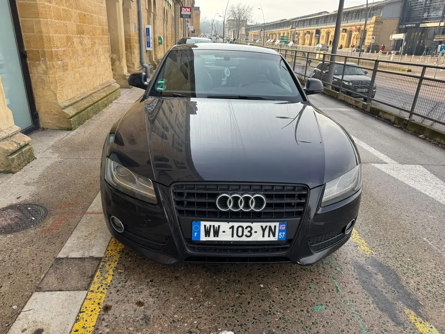 Audi A5 A5 2.7 V6 TDI 190 DPF S line Multitronic A Noir - 1