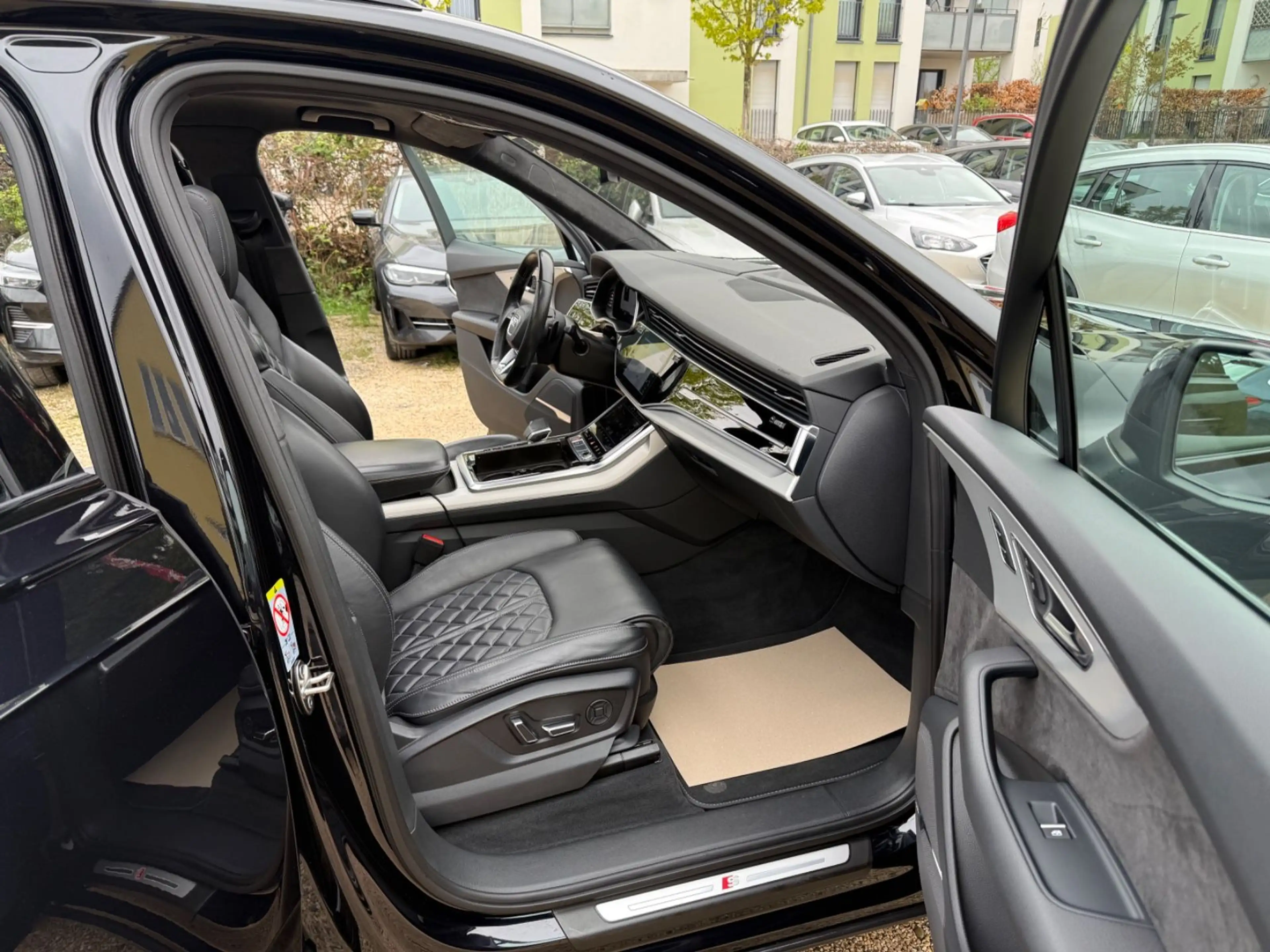 Audi SQ7 4.0 TDI quattro Laser Nappa Panorama 7-Sitz — photo 13