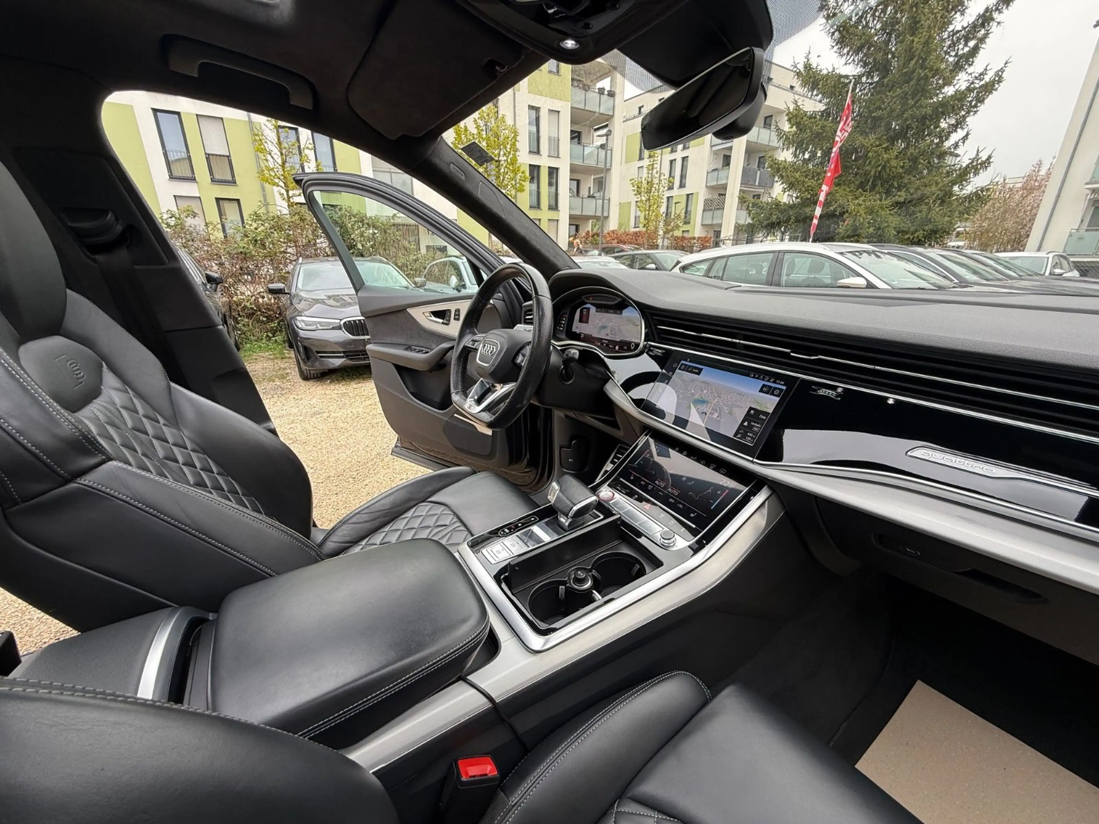 Audi SQ7 4.0 TDI quattro Laser Nappa Panorama 7-Sitz — photo 11