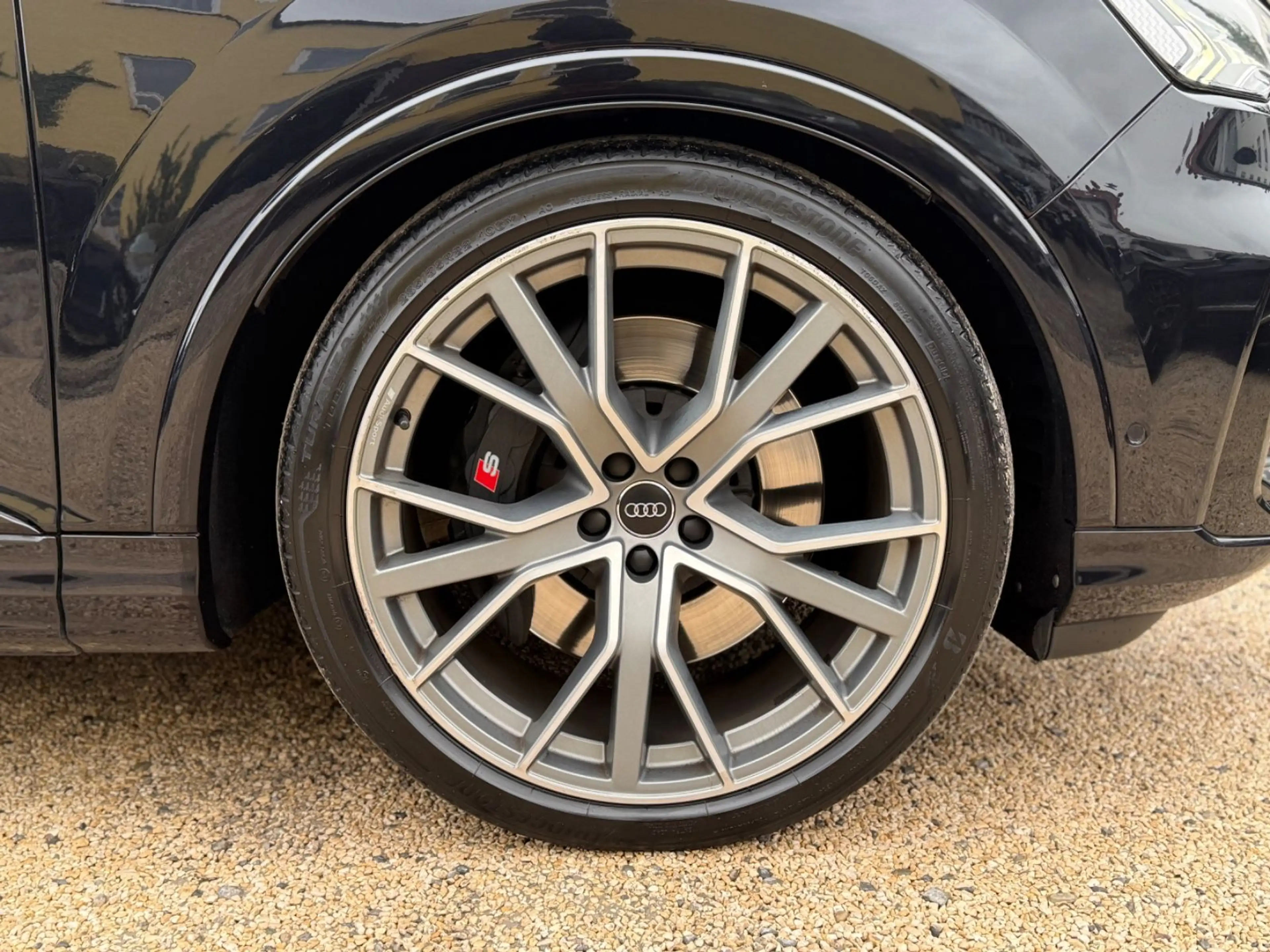 Audi SQ7 4.0 TDI quattro Laser Nappa Panorama 7-Sitz — photo 8