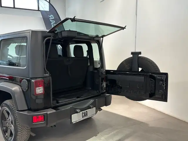 Jeep Wrangler view 15