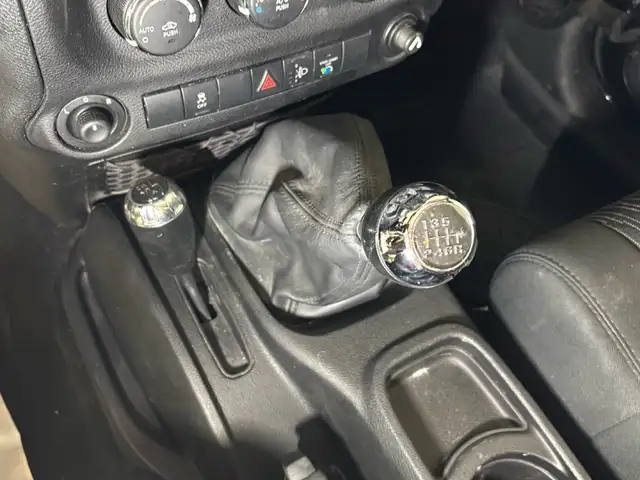 Jeep Wrangler view 12