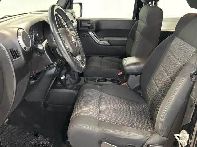 Jeep Wrangler view 9