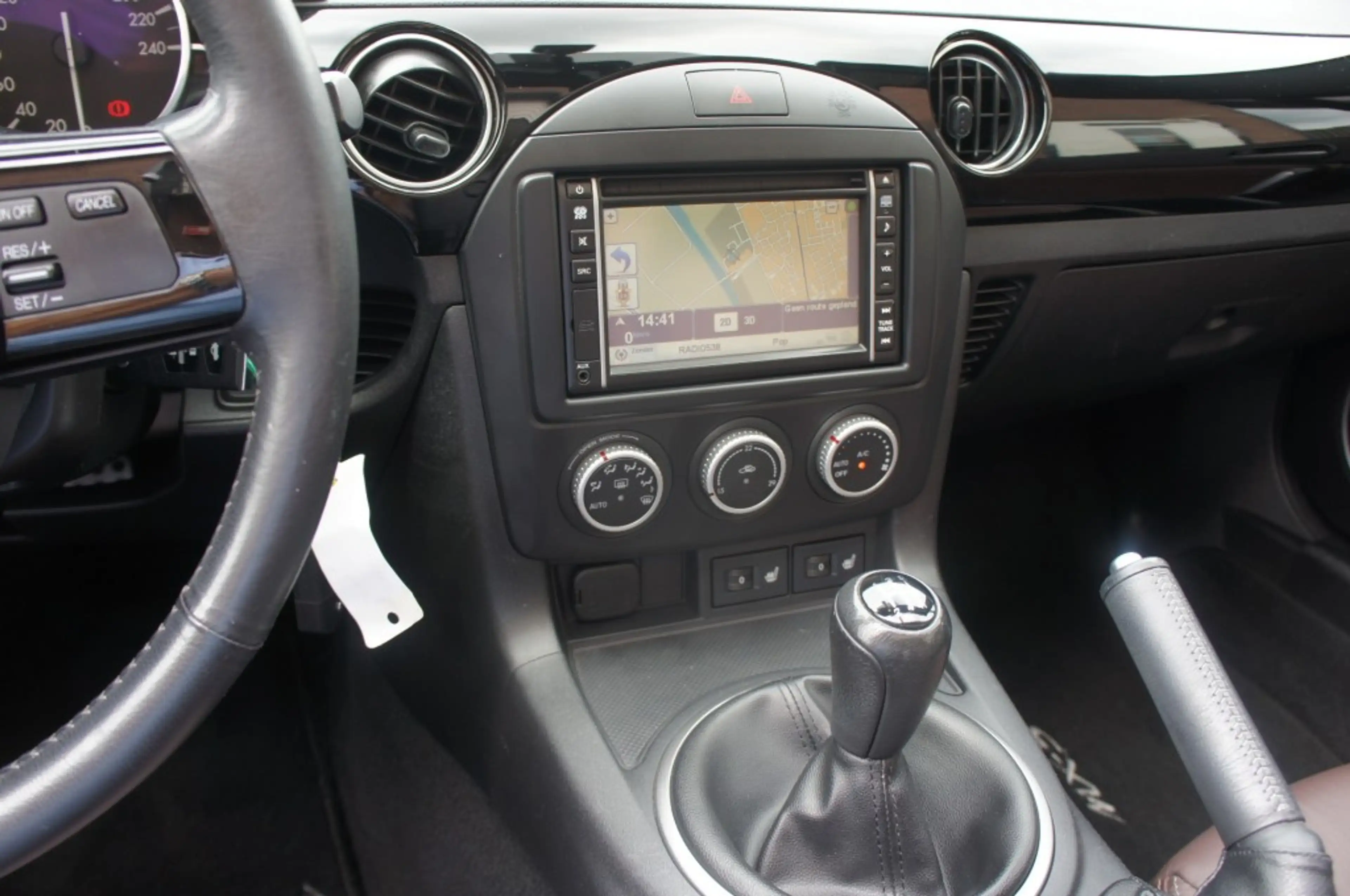 Mazda MX-5 1.8 KYUDO LEDER/PARELMOERWIT/NAVI/CLIMA/CRUISE NL- — photo 12