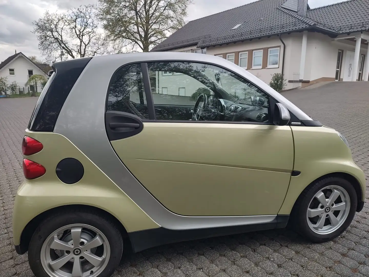 smart forTwo smart fortwo coupe softouch edititon limited three Zelená - 1