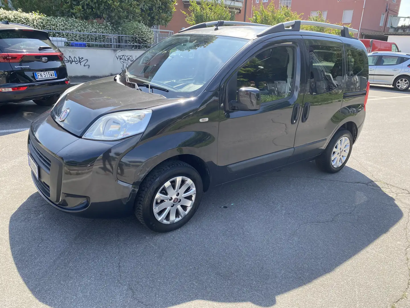 Fiat Qubo 1.4 8v natural power Active 70cv NEOPATENTATII Gris - 1