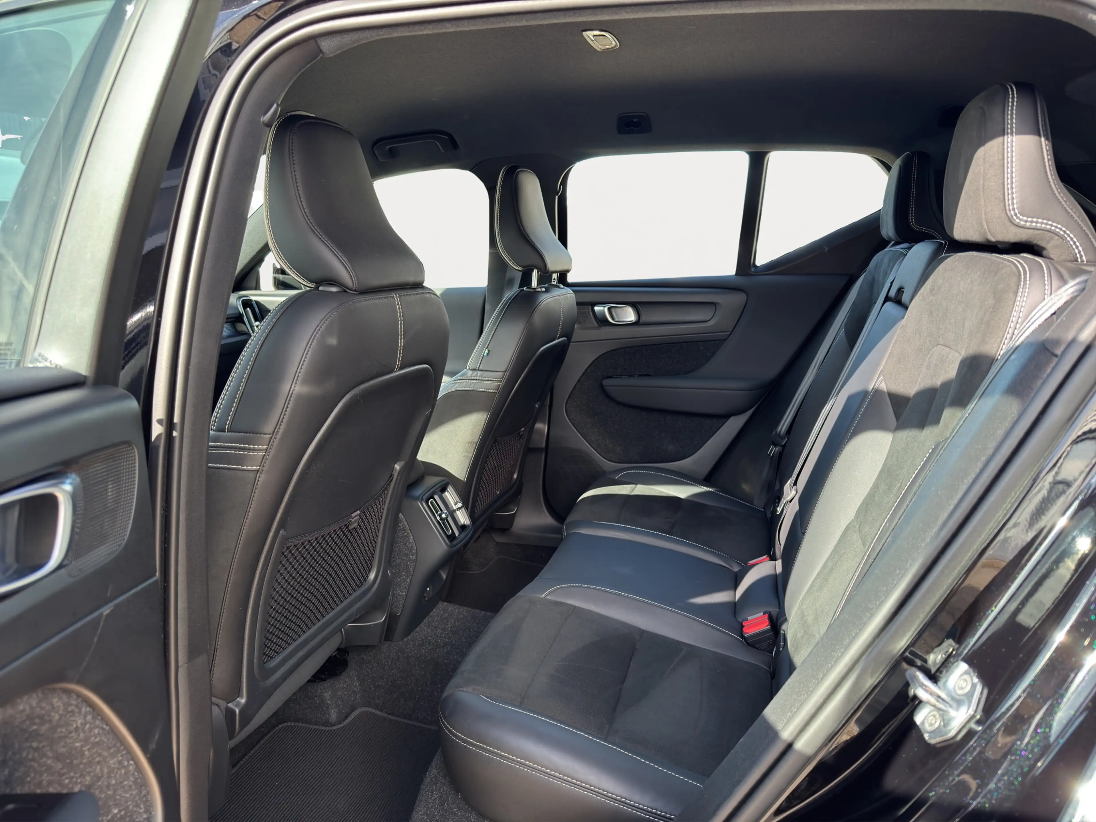 Volvo XC40 T3 R-Design | Achteruitrijcamera | Apple Carplay/A — photo 8