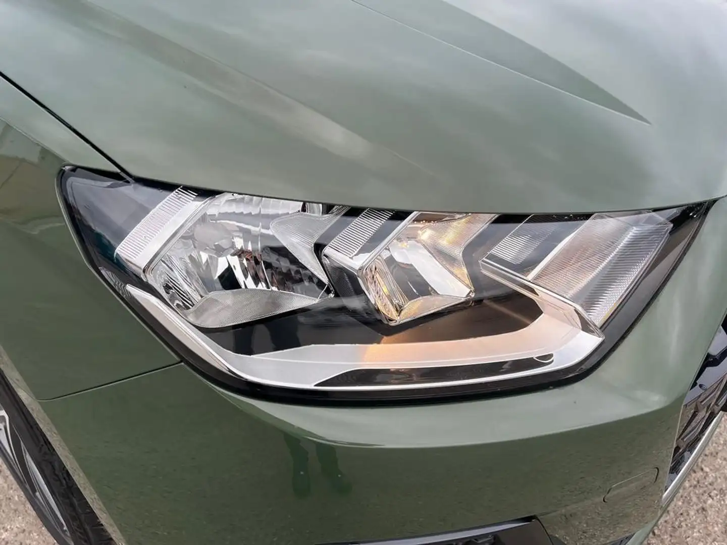 Audi A1 Sportback 30 1.0 tfsi Business 116cv Verde - 2