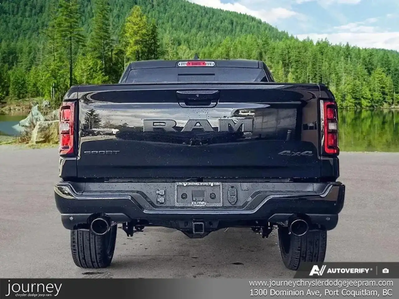 RAM 1500 снимка RAM 1500