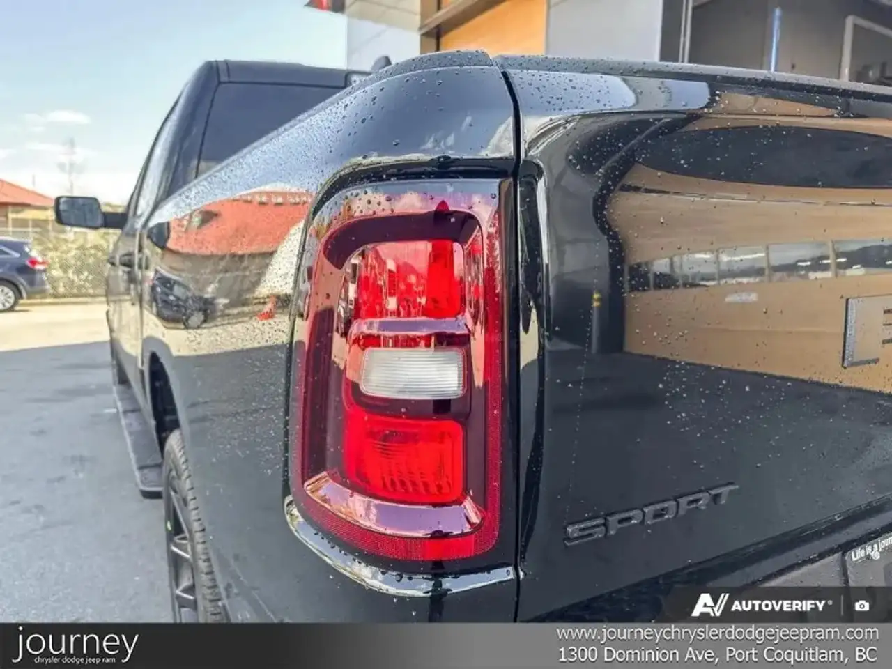 RAM 1500 снимка RAM 1500