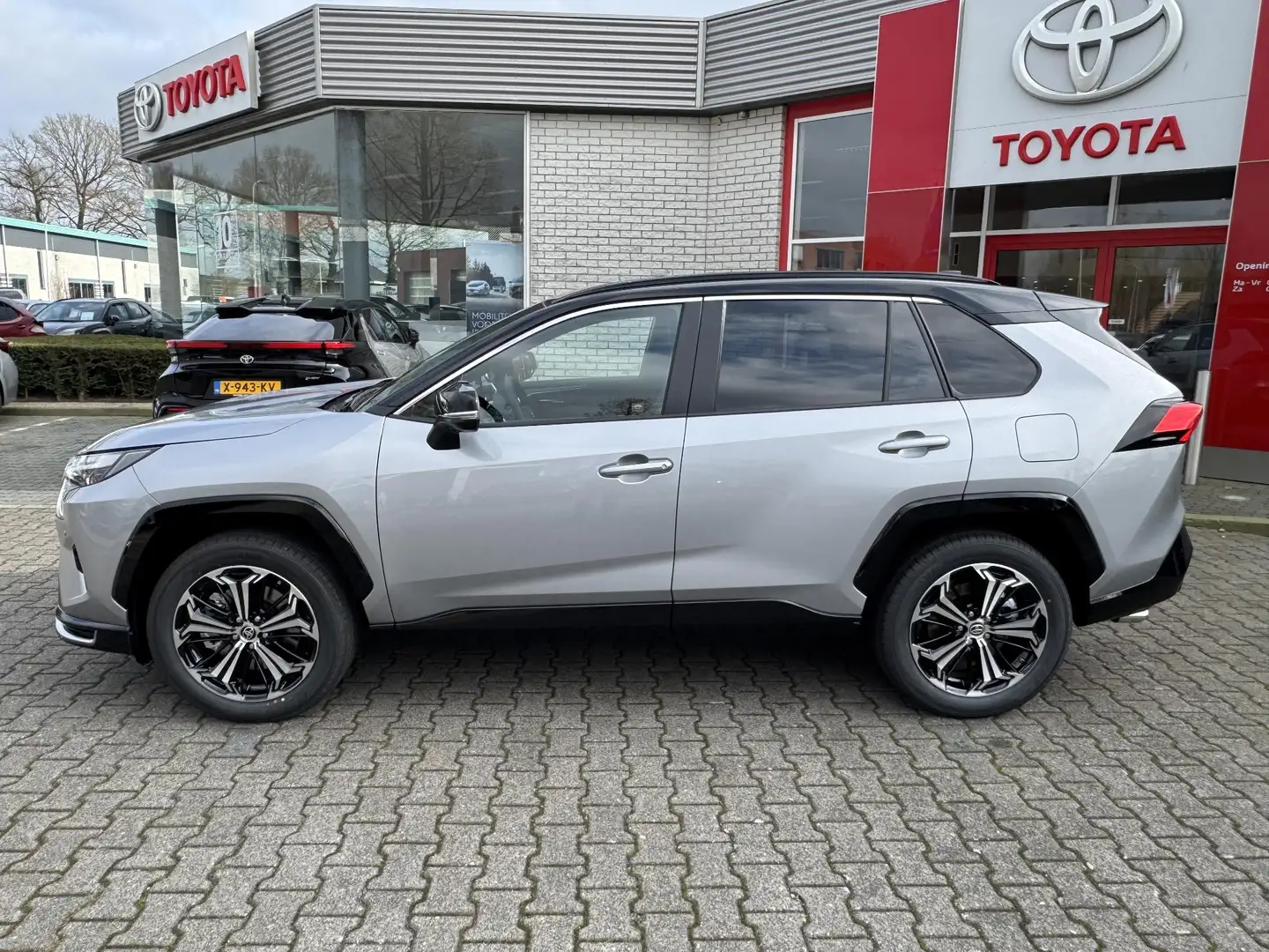 Toyota RAV 4 2.5 PLUG-IN HYBRID 300 AWD LIMITED EDITION NIEUW & Grijs - 2