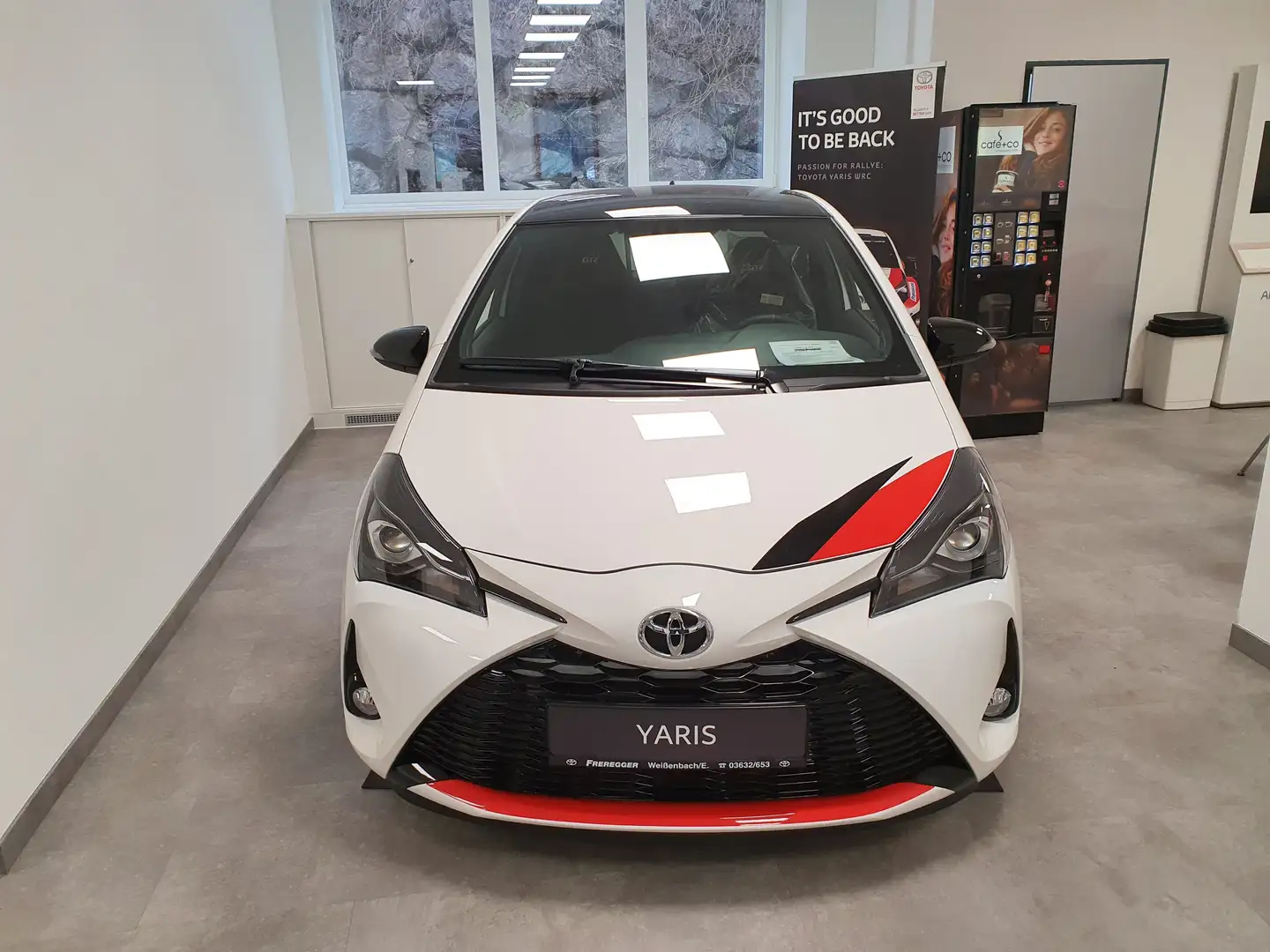 Toyota Yaris 1,8 GRMN Blanc - 1