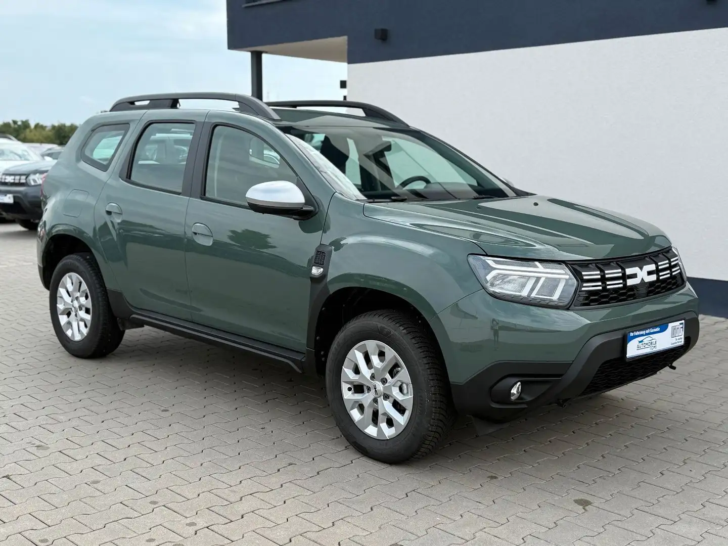 Dacia Duster II Expression 4WD|SZH|CarPlay|KLIMA|1Hd| Grün - 1