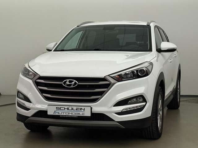 Imagine Hyundai TUCSON *Automatik*Navi*PDC*SHZ*Tempo*LHZ*1. Hand*