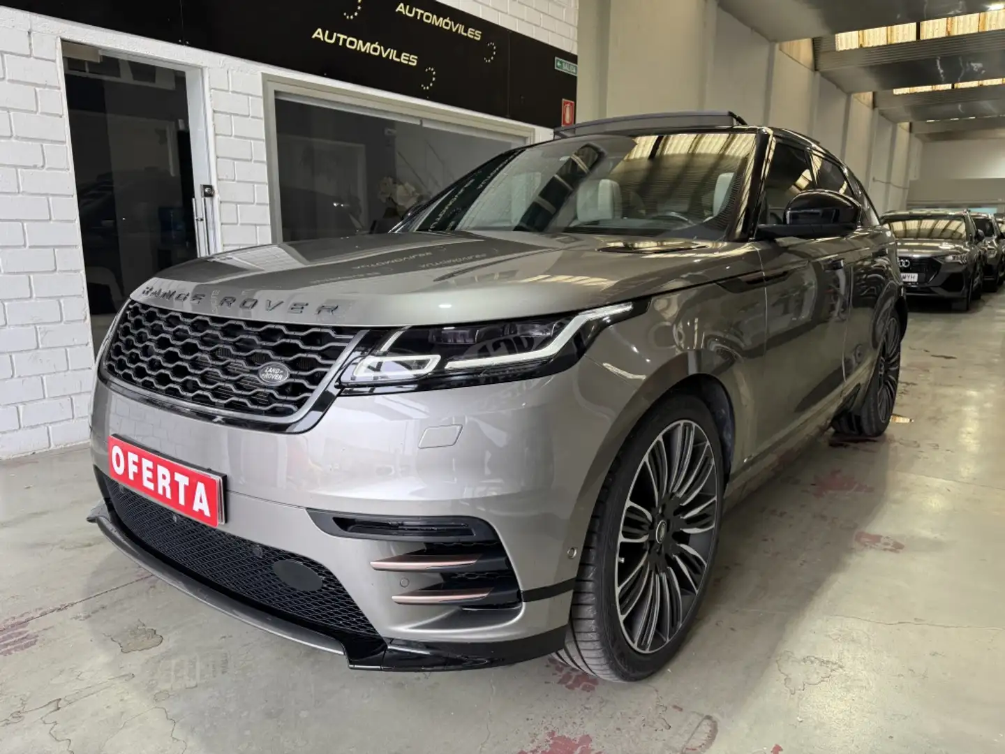 Land Rover Range Rover Velar 3.0D R-Dynamic HSE 4WD Aut. 300 Argent - 1