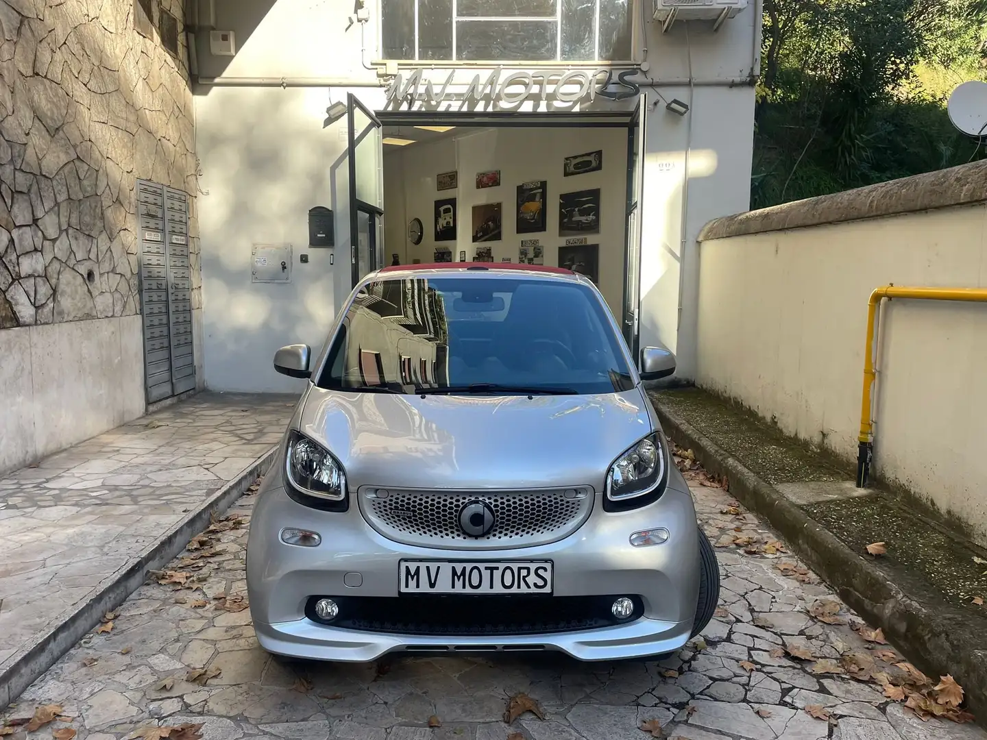 smart forTwo Cabrio ROSSA  Brabus Xclusive 109cv twinamic Argento - 2