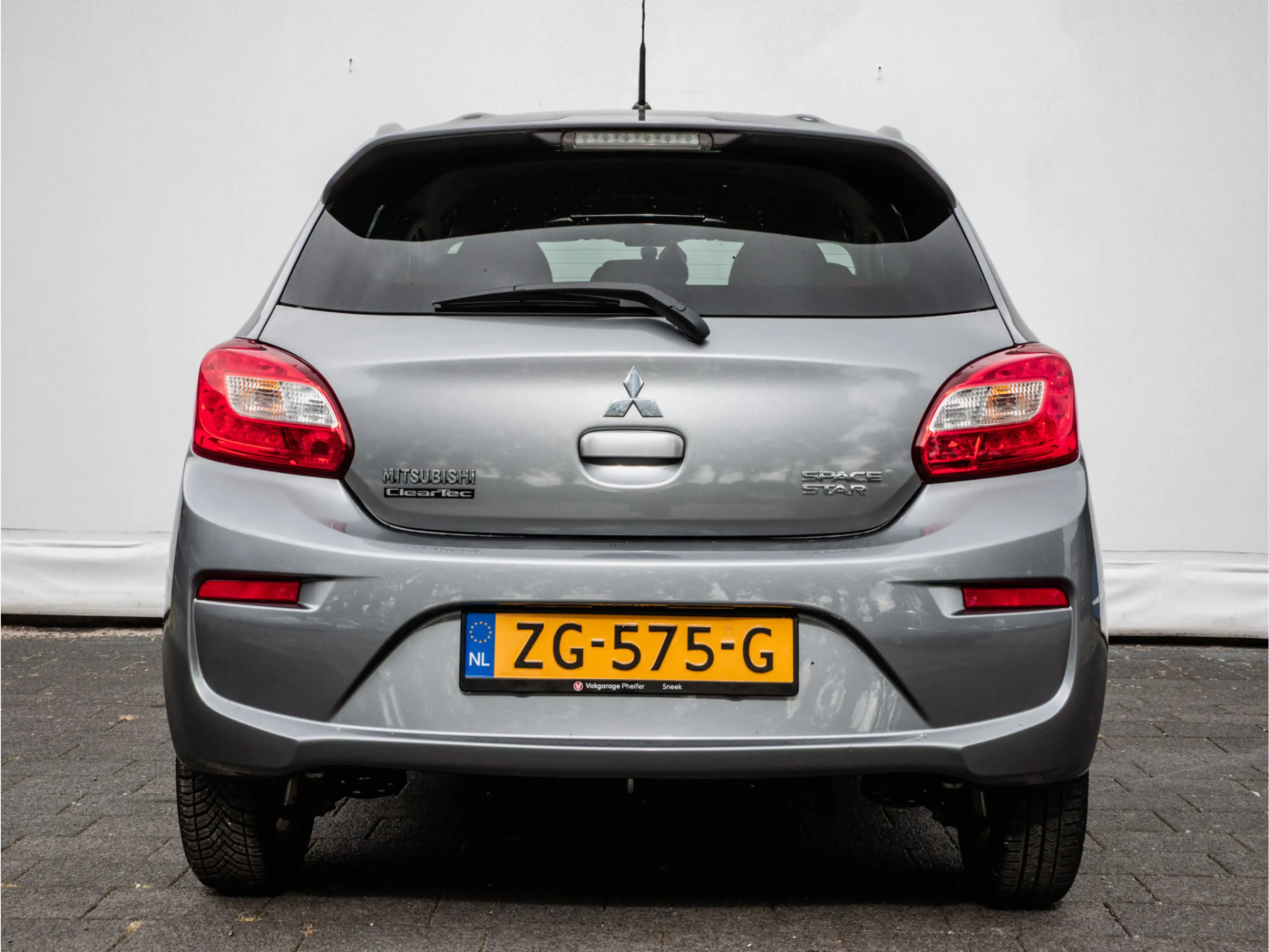 Mitsubishi Space Star 1.0 Aut. Active Carplay/ Airco/ Full map navigatie — photo 8