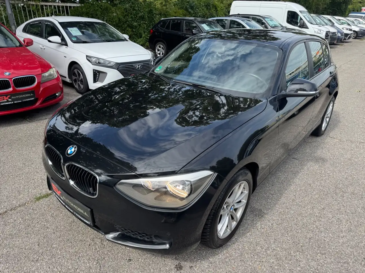 2014 BMW 118 1 Limousine 5-trg. 118 d SHZ PDC AHK, photograph 4