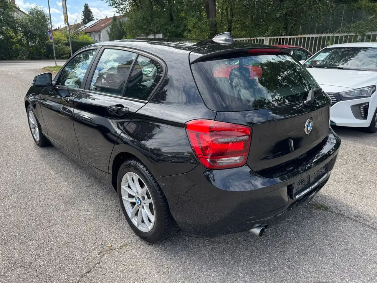 2014 BMW 118 1 Limousine 5-trg. 118 d SHZ PDC AHK, photograph 9