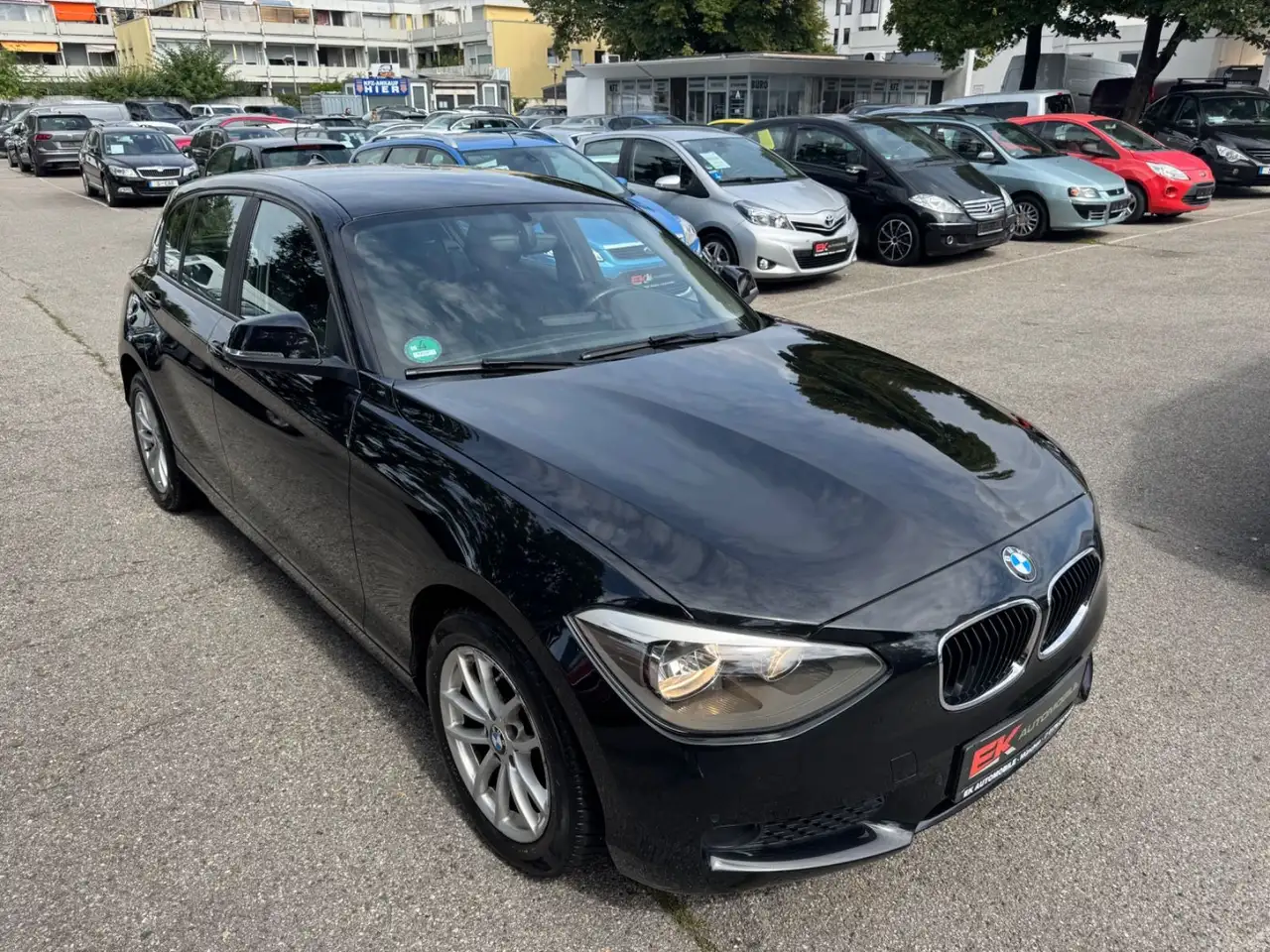 2014 BMW 118 1 Limousine 5-trg. 118 d SHZ PDC AHK, photograph 6