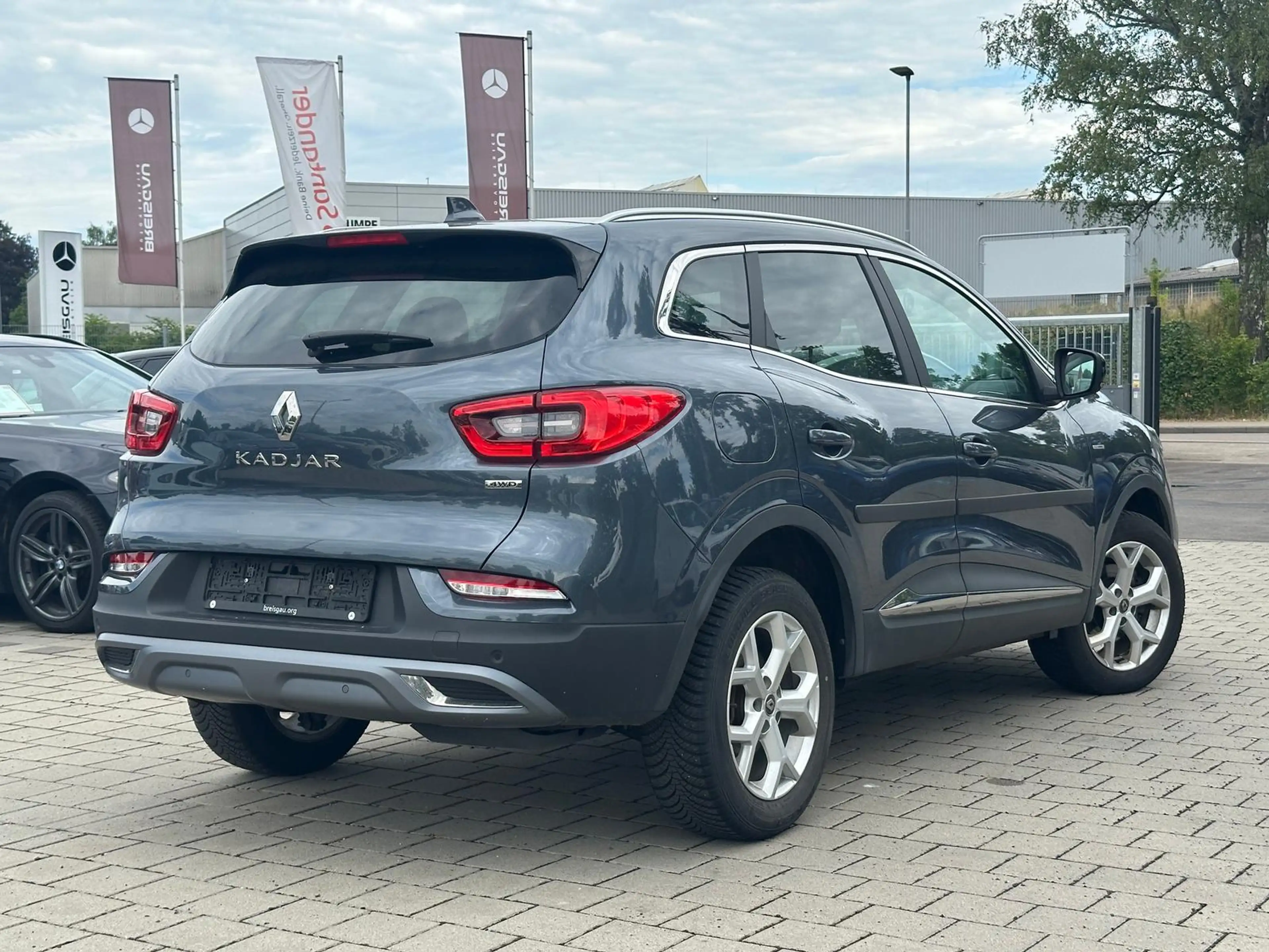 Renault Kadjar 1.7 BLUE dCi Diesel FAP Bose Edition 4x4 — photo 2