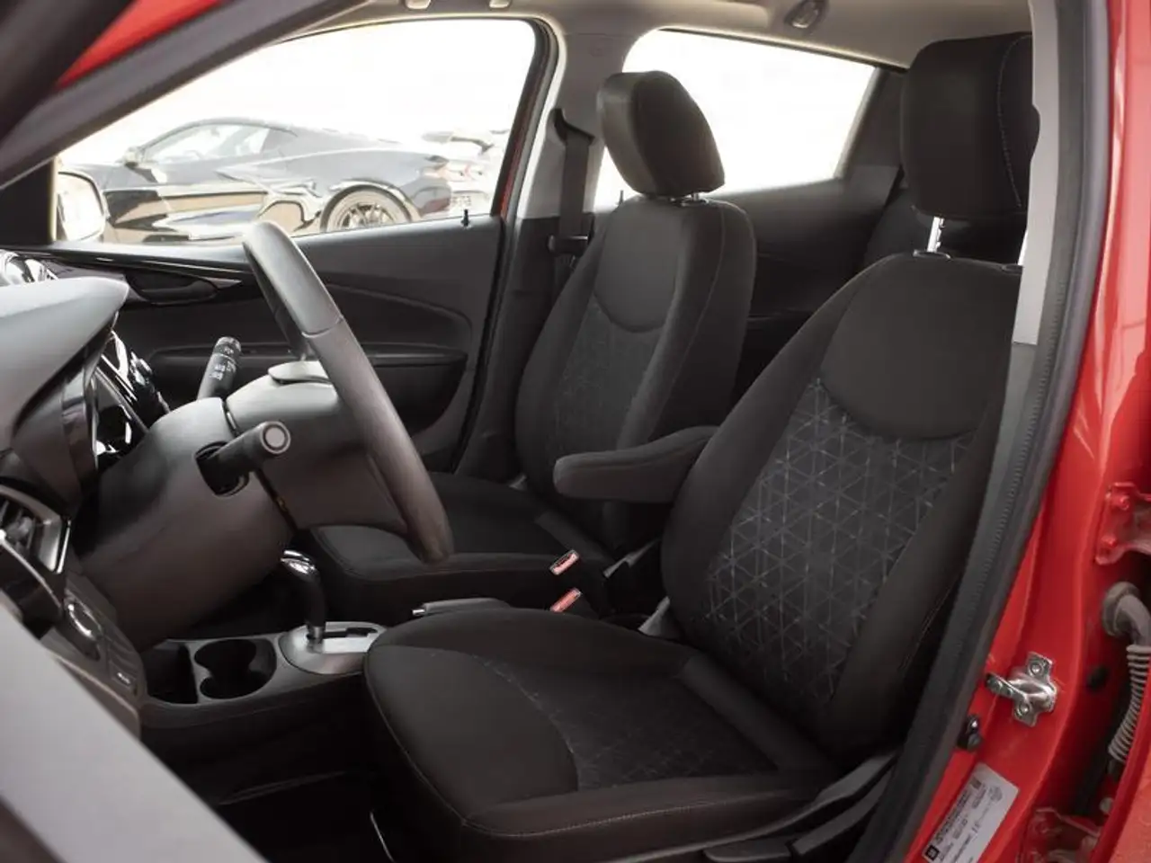 Chevrolet Spark снимка Chevrolet Spark
