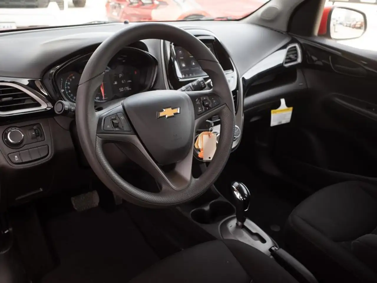 Chevrolet Spark снимка Chevrolet Spark