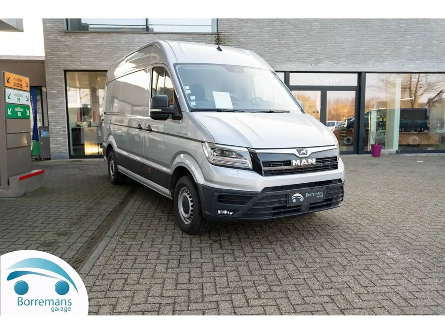 MAN TGE FULL ELECTRIC  35 MWB RANGE 156KM Argent - 1