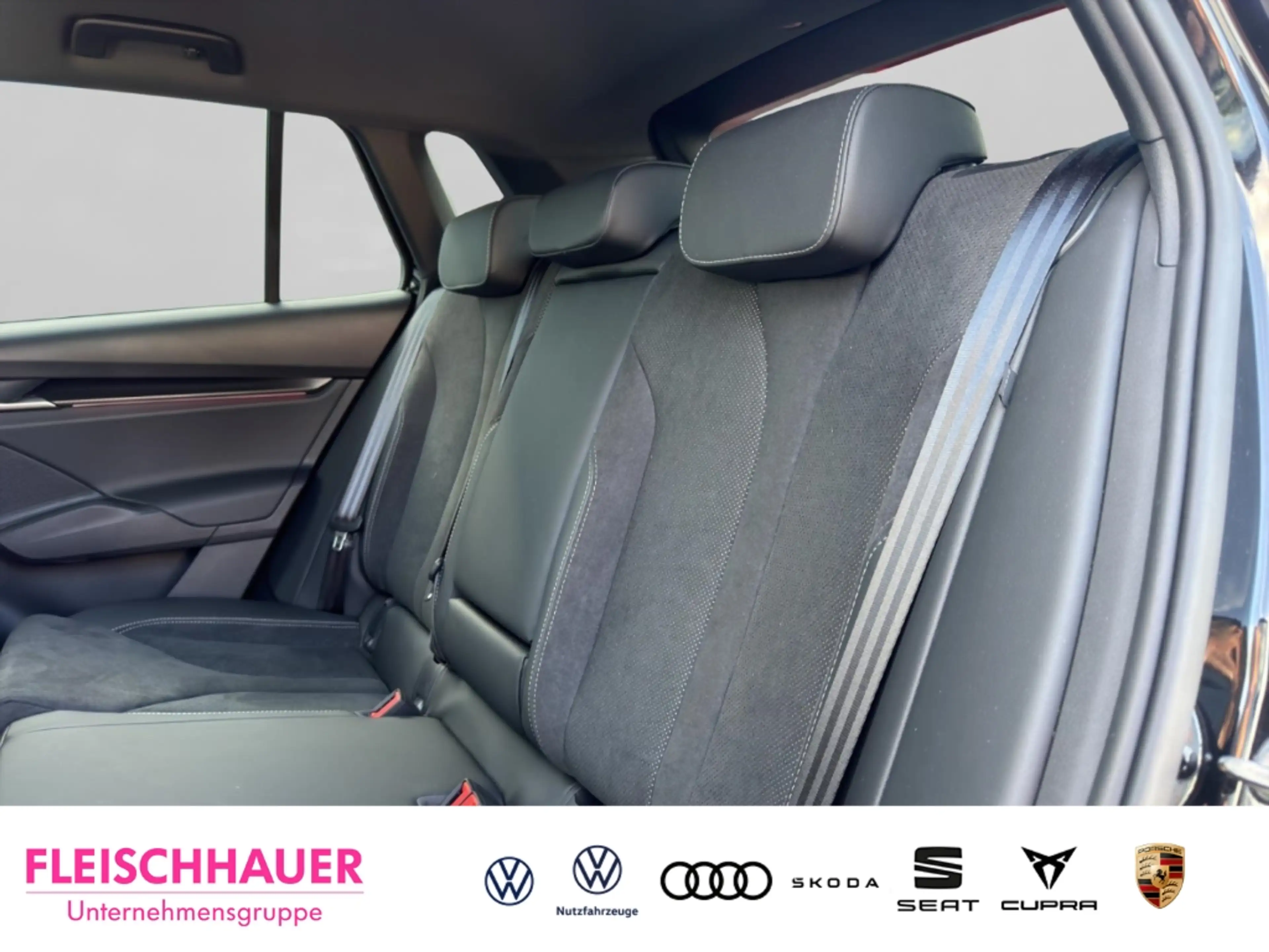 Skoda Elroq Sportline 210KW AHK+Matrix+pACC+Navi+PDC-Plus+CarP — photo 12
