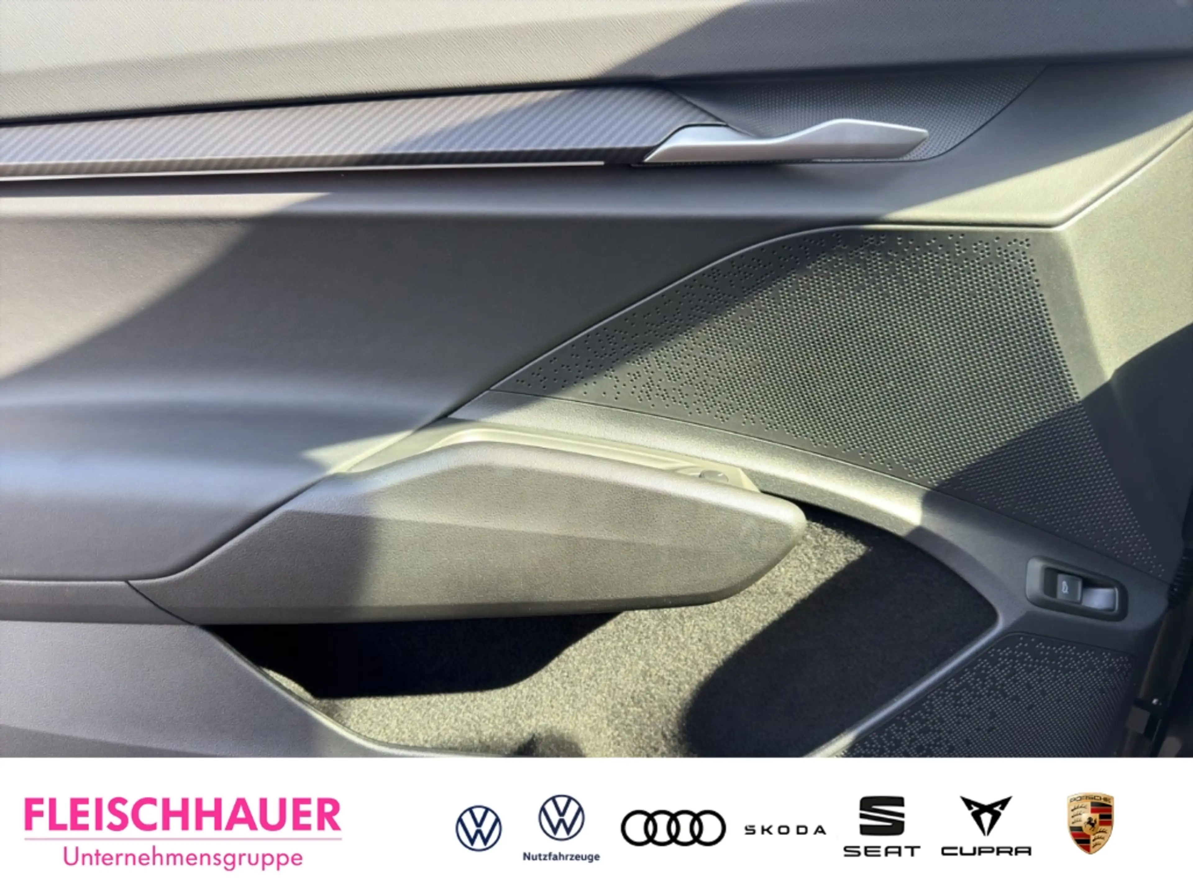 Skoda Elroq Sportline 210KW AHK+Matrix+pACC+Navi+PDC-Plus+CarP — photo 11