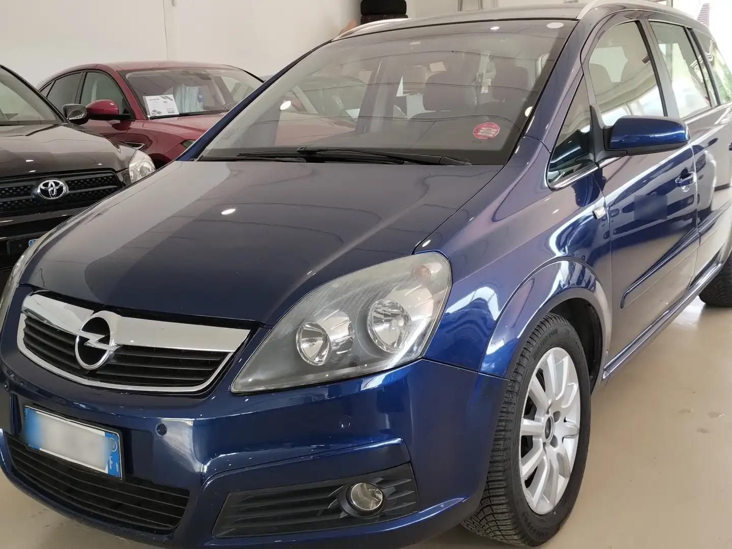 Opel Zafira Zafira 1.9 cdti 120cv Синій - 1