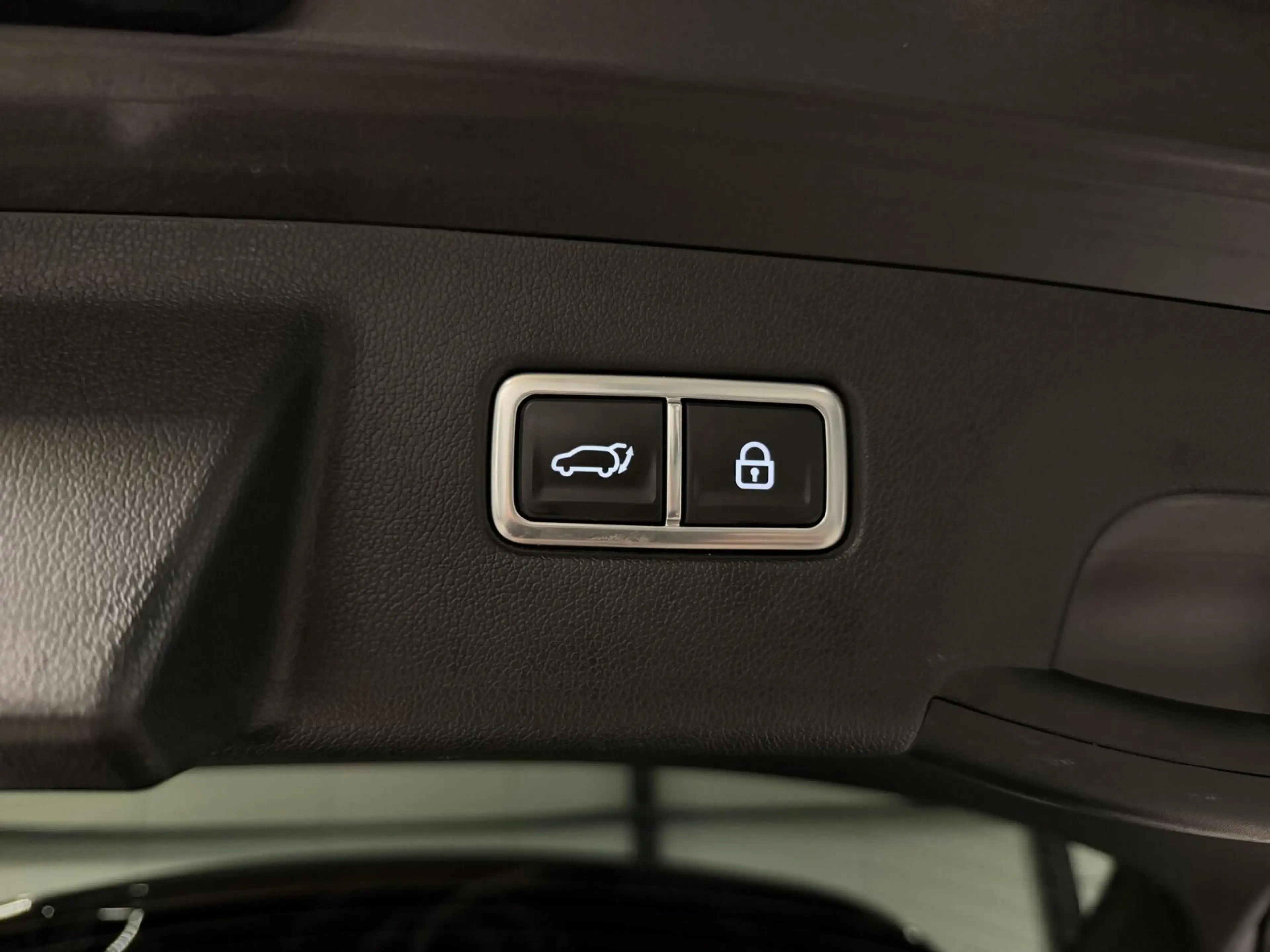 Kia Sorento 1.6 T-GDI Plug-in Hybrid 4WD ExecutiveLine 7p. — photo 48