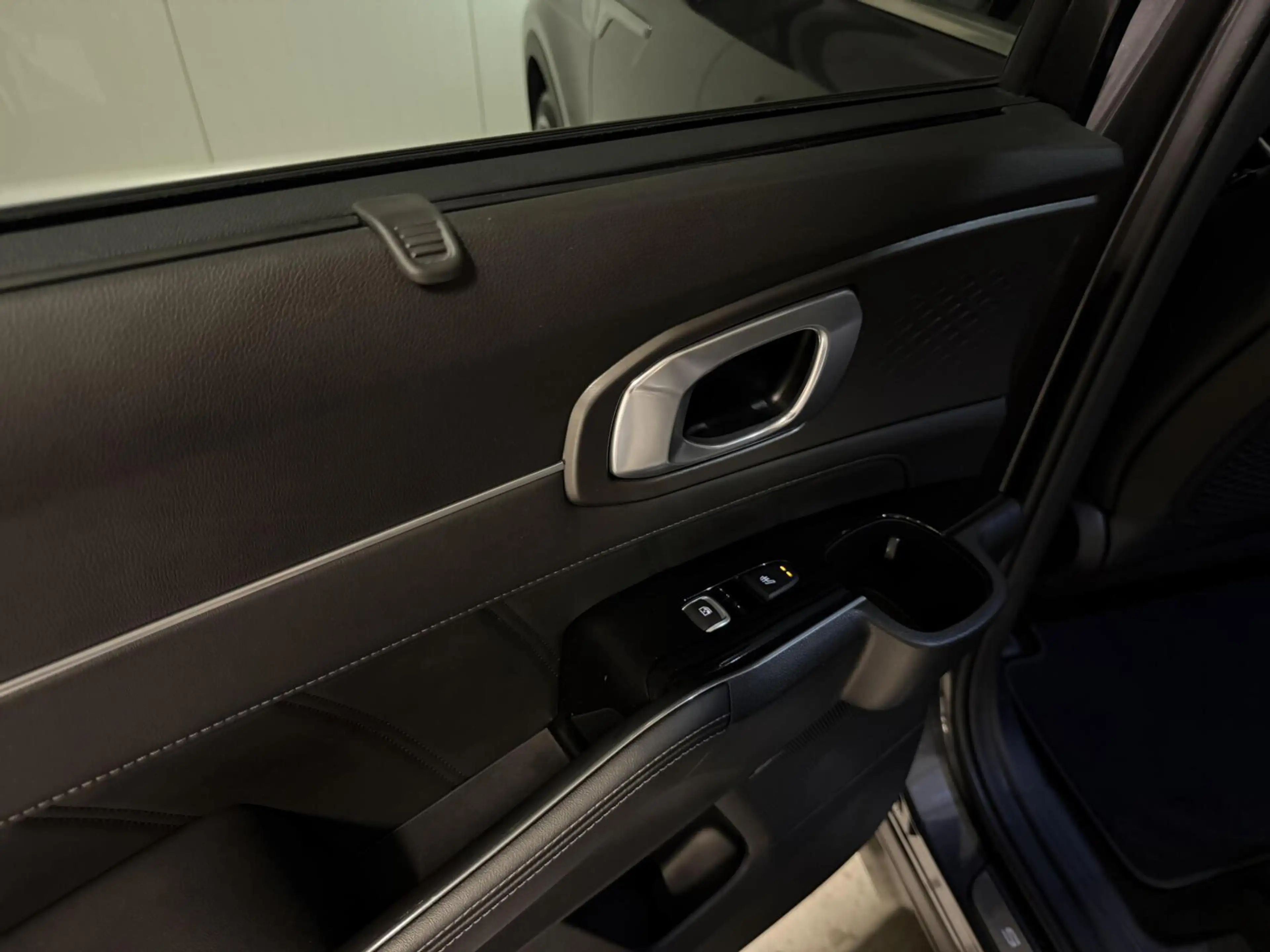 Kia Sorento 1.6 T-GDI Plug-in Hybrid 4WD ExecutiveLine 7p. — photo 41