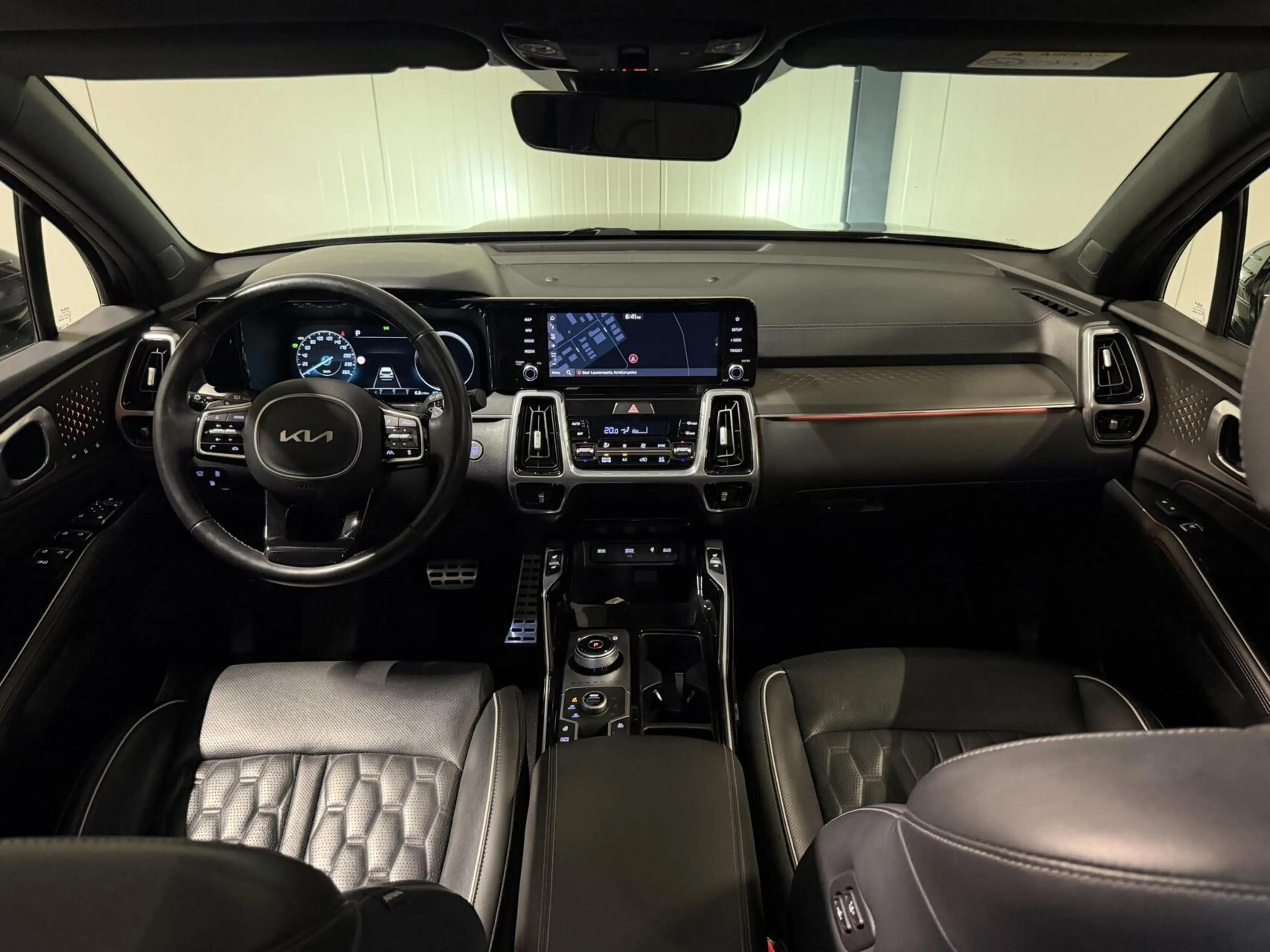 Kia Sorento 1.6 T-GDI Plug-in Hybrid 4WD ExecutiveLine 7p. — photo 26