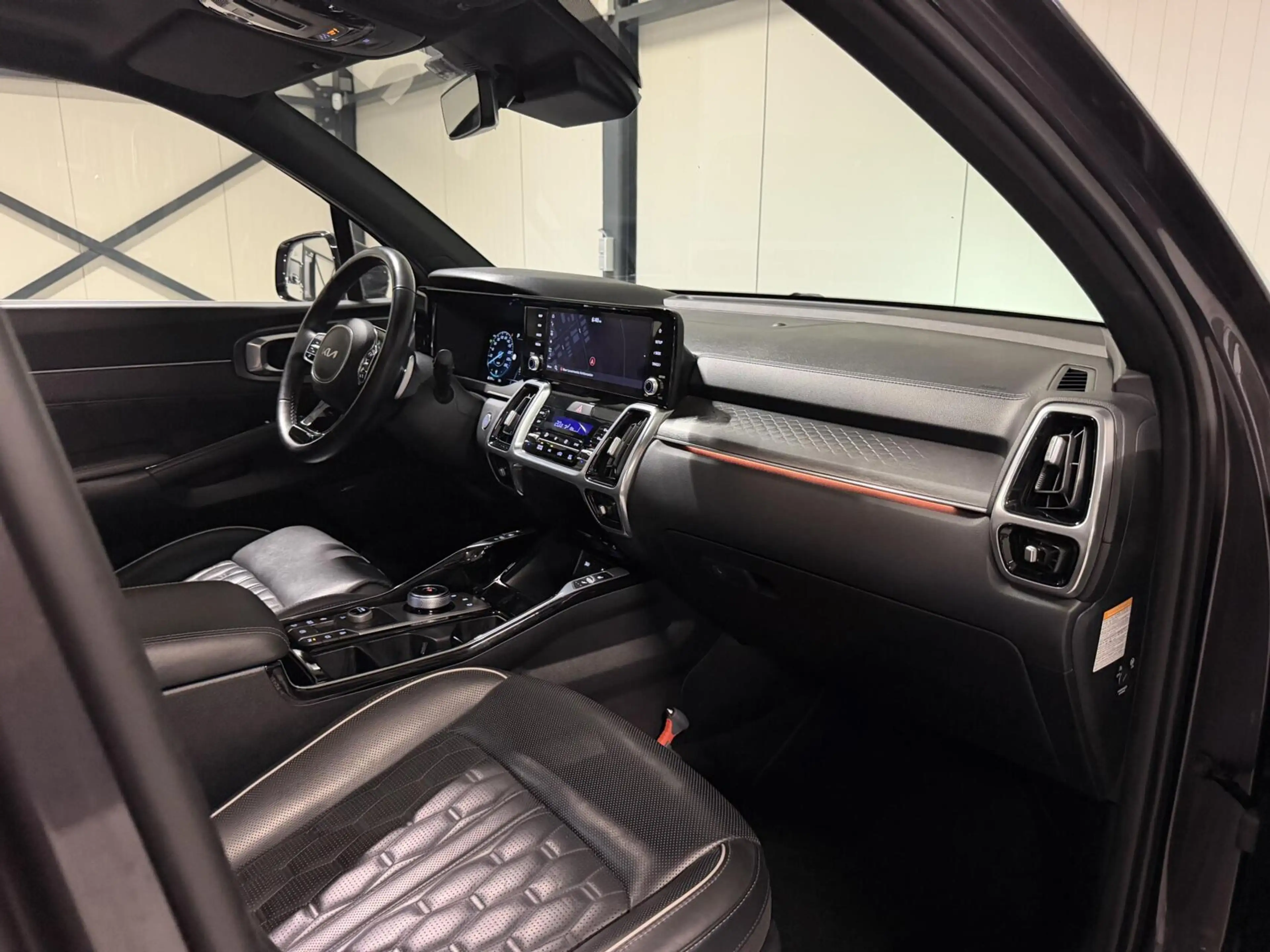 Kia Sorento 1.6 T-GDI Plug-in Hybrid 4WD ExecutiveLine 7p. — photo 34