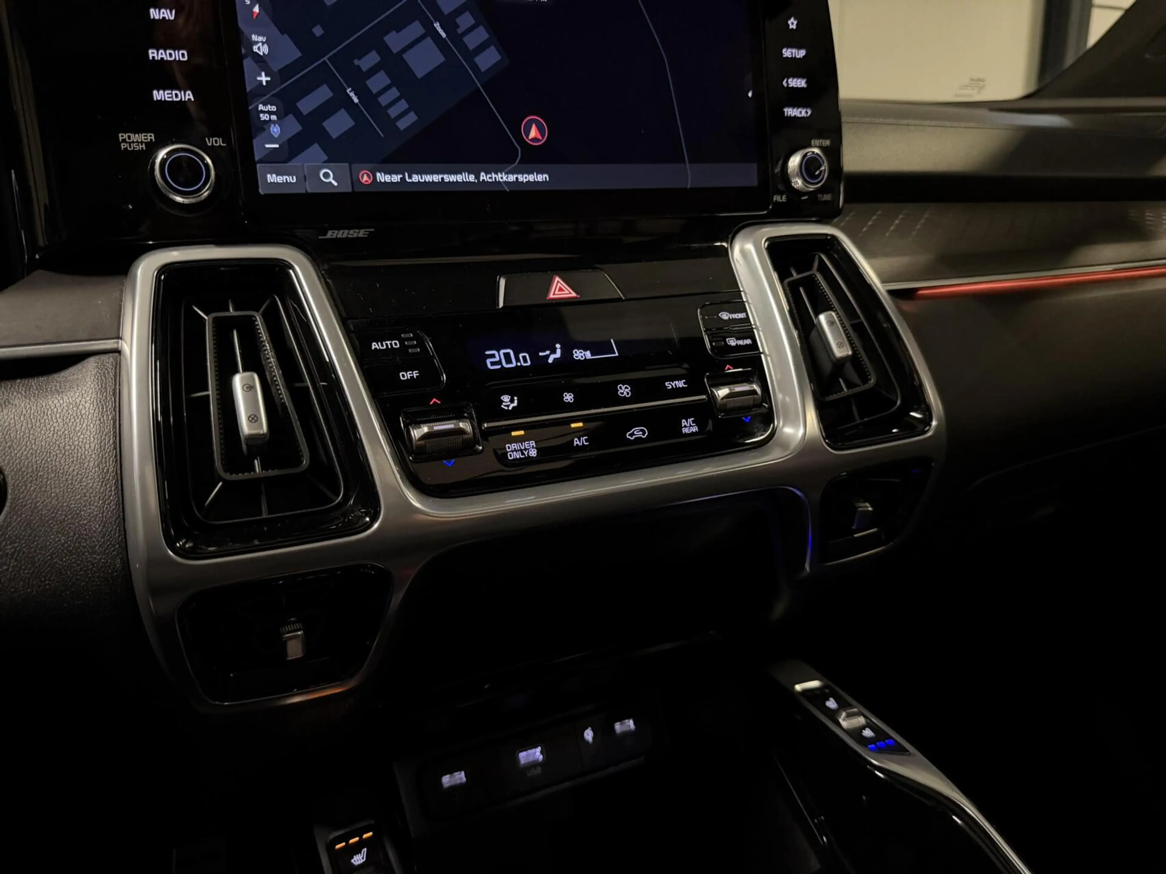 Kia Sorento 1.6 T-GDI Plug-in Hybrid 4WD ExecutiveLine 7p. — photo 33