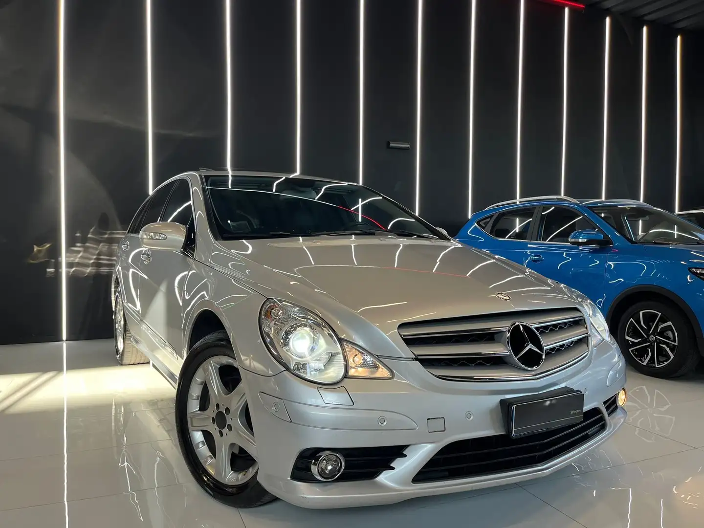 Mercedes-Benz R 320 cdi 4 Matic 7 Posti TETTO FULL OPTIONAL Grijs - 1